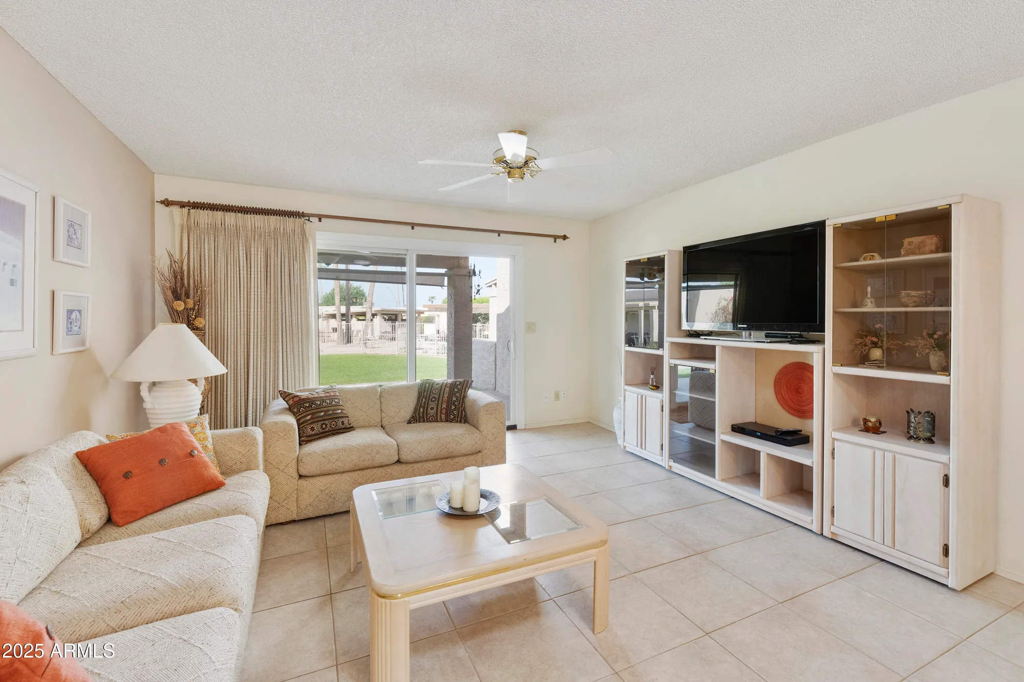 Property Slideshow image 1 of 52 | 718 s arrowwood way, Mesa, AZ, 85208