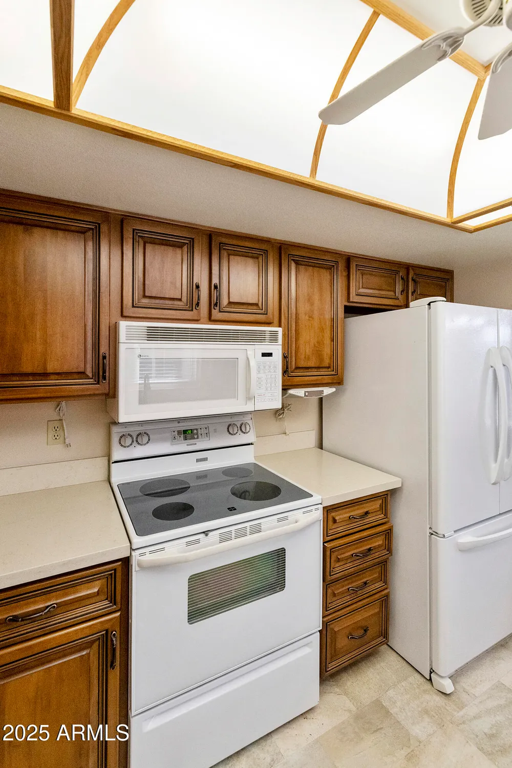 Property Slideshow image 7 of 52 | 718 s arrowwood way, Mesa, AZ, 85208