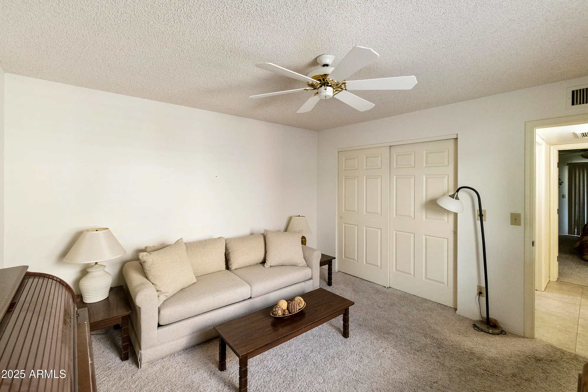 Property Slideshow image 12 of 52 | 718 s arrowwood way, Mesa, AZ, 85208