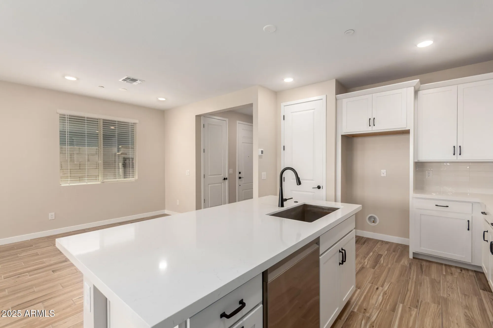 Property Slideshow image 13 of 27 | 5625 n 205th ln, Buckeye, AZ, 85396