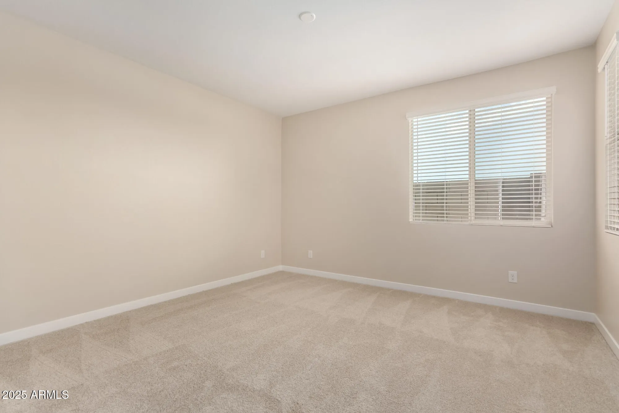Property Slideshow image 14 of 27 | 5625 n 205th ln, Buckeye, AZ, 85396