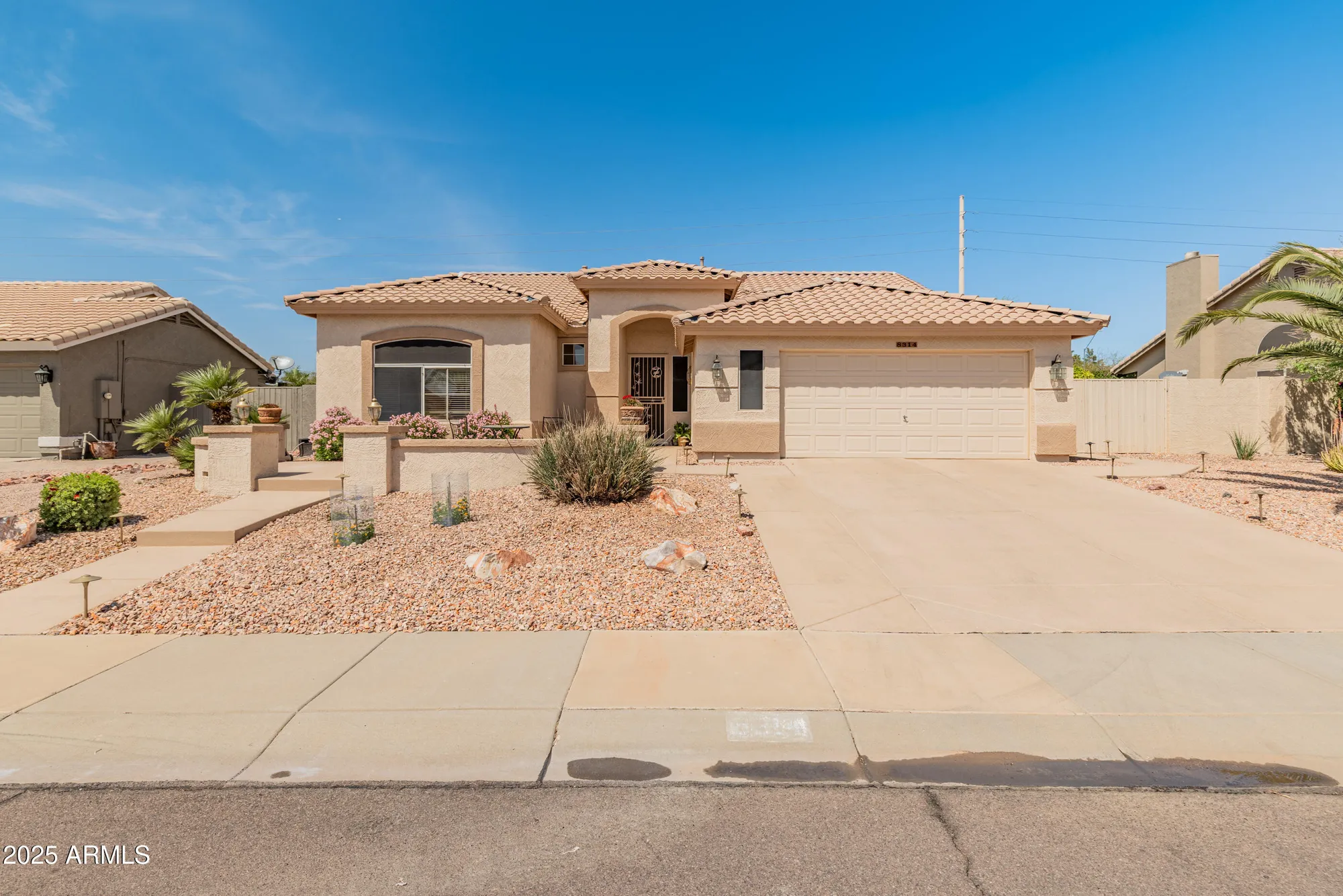 Property Slideshow image 7 of 51 | 8314 w escuda dr, Peoria, AZ, 85382