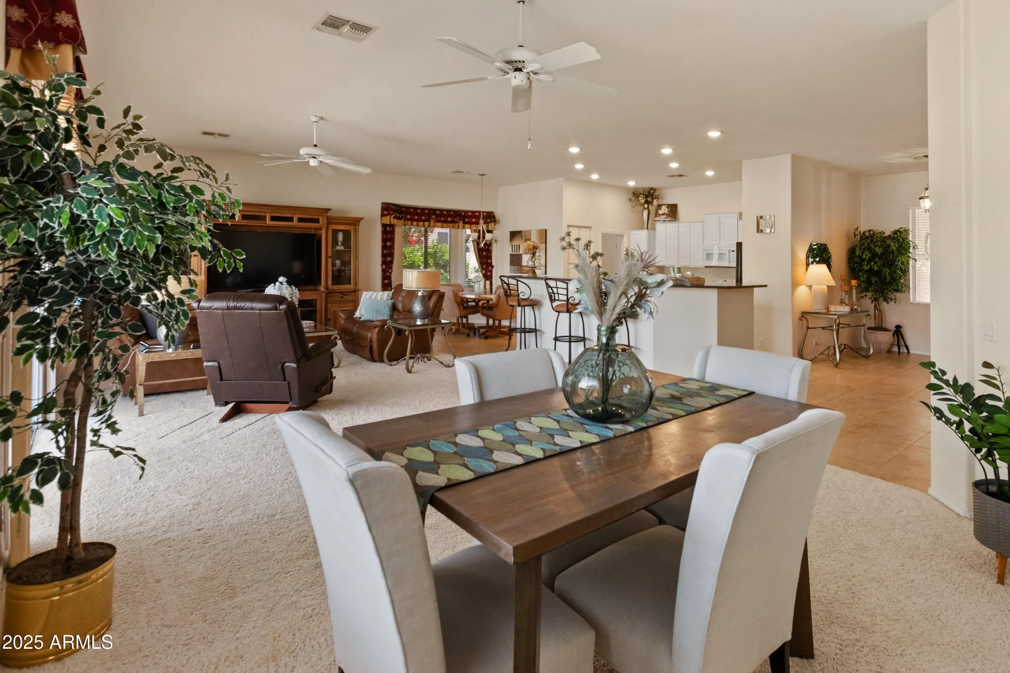 Property Slideshow image 16 of 51 | 8314 w escuda dr, Peoria, AZ, 85382