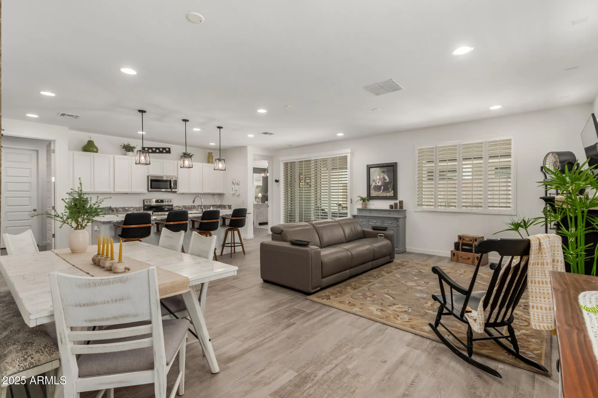 Property Slideshow image 4 of 34 | 24970 n 172nd ave, Surprise, AZ, 85387