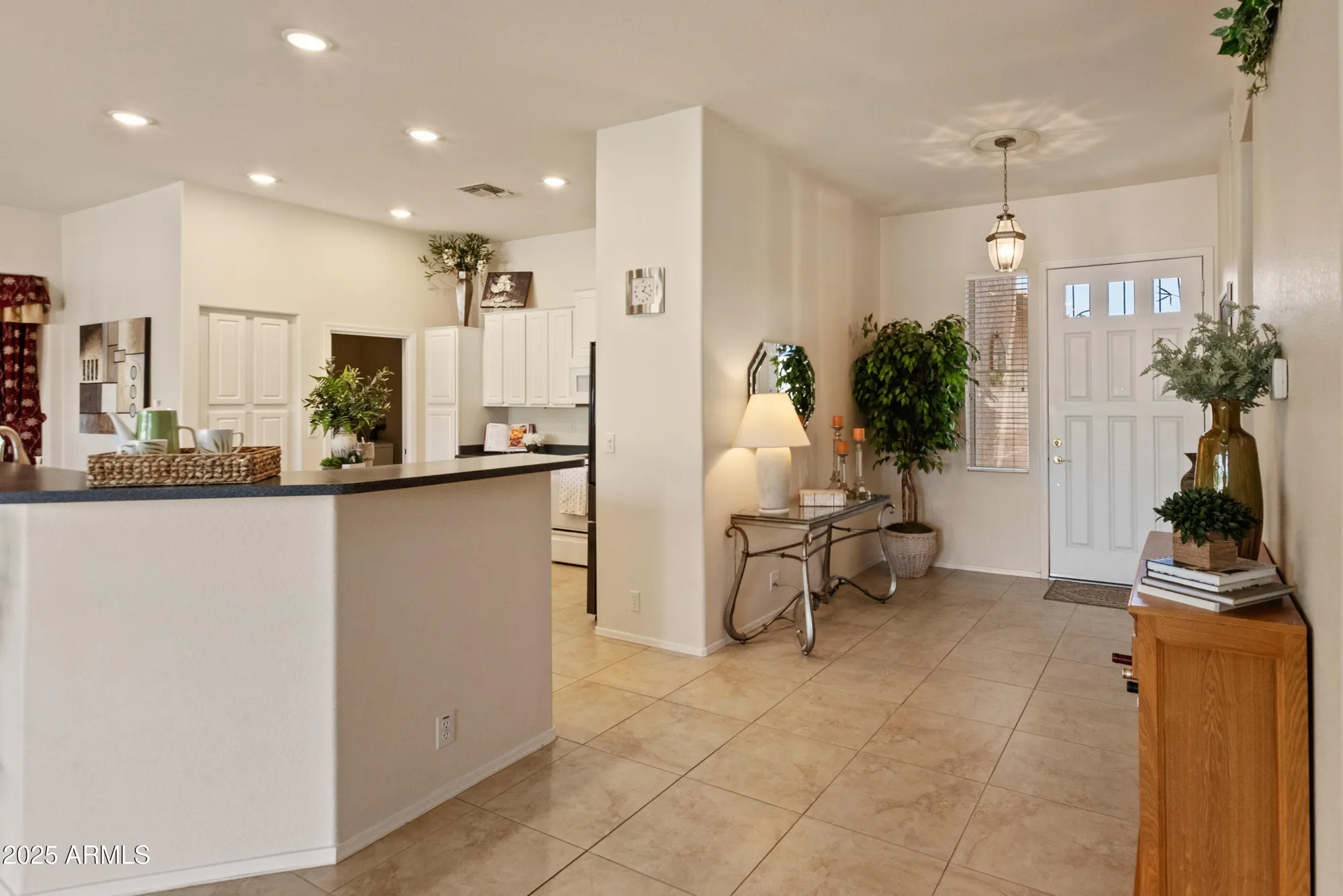 Property Slideshow image 12 of 51 | 8314 w escuda dr, Peoria, AZ, 85382