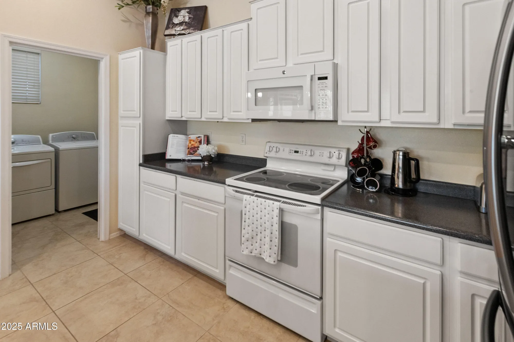 Property Slideshow image 23 of 51 | 8314 w escuda dr, Peoria, AZ, 85382