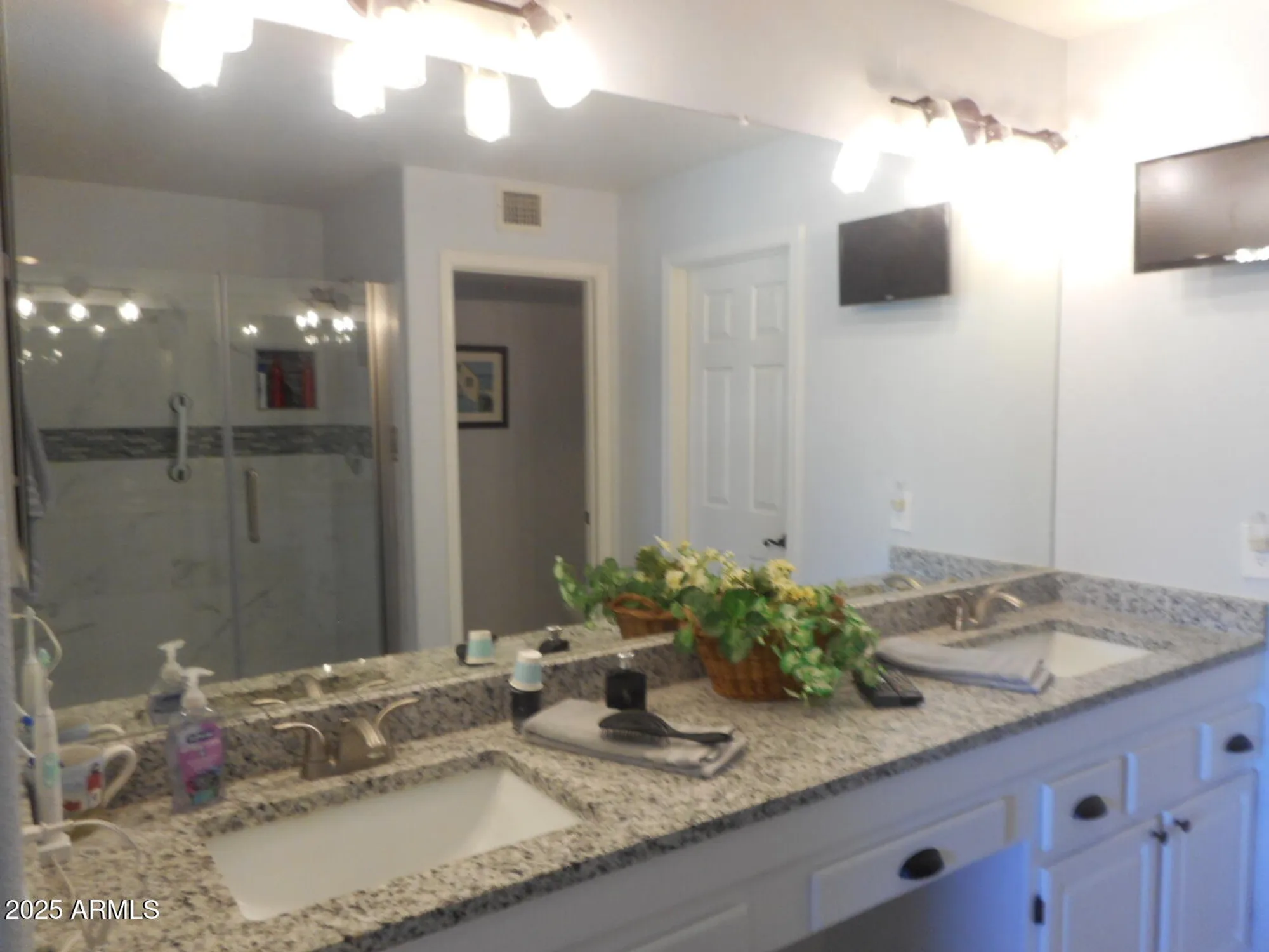 Property Slideshow image 8 of 15 | 19420 n westbrook pkwy unit 502, Peoria, AZ, 85382