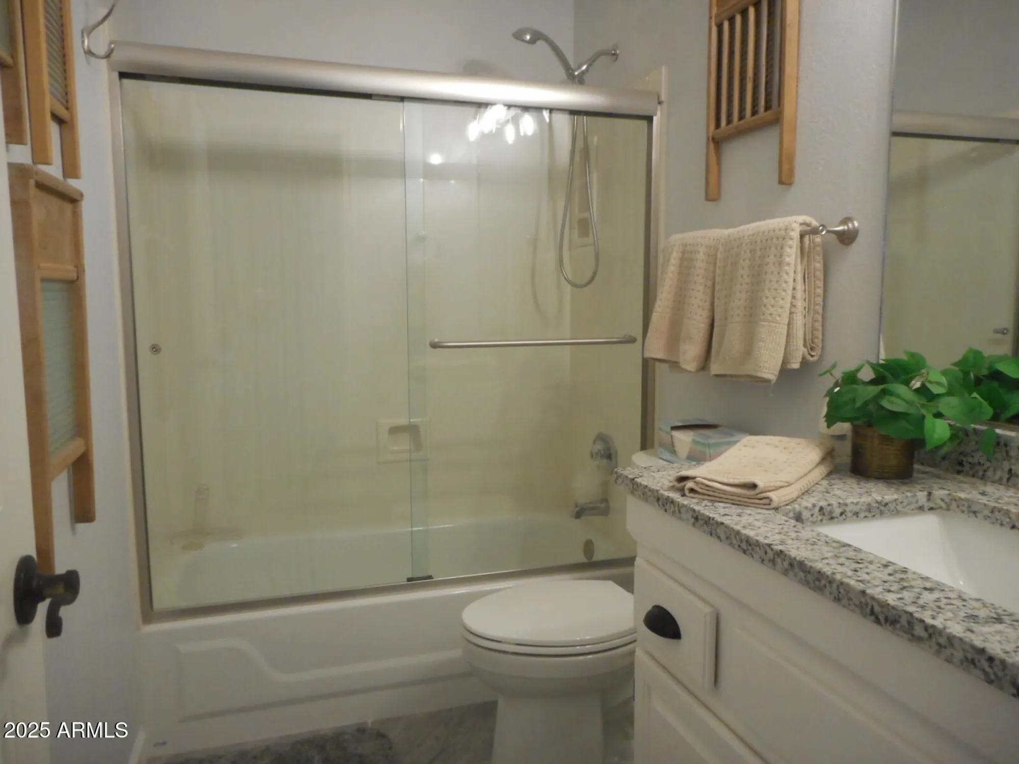 Property Slideshow image 11 of 15 | 19420 n westbrook pkwy unit 502, Peoria, AZ, 85382