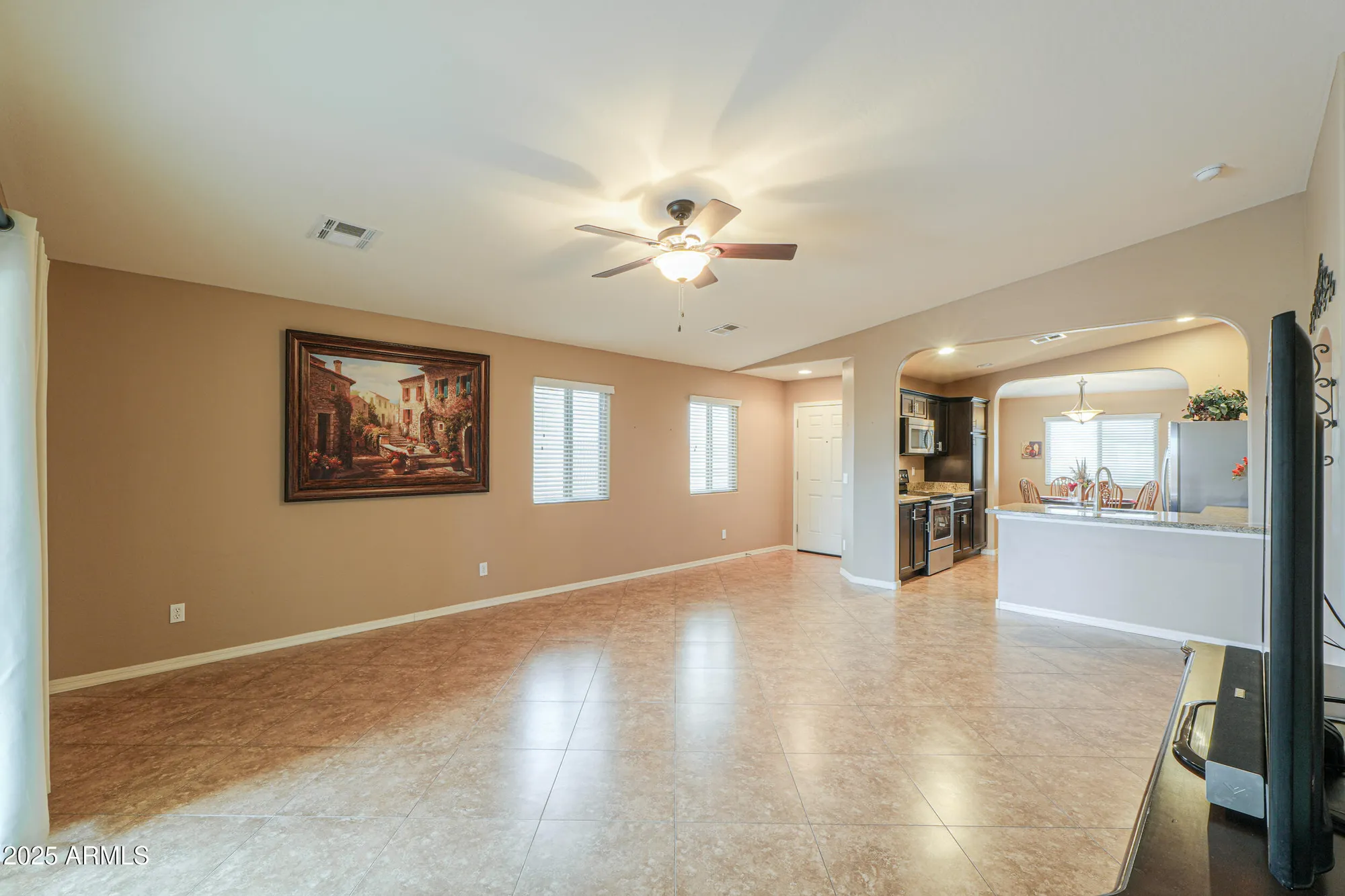 Property Slideshow image 7 of 50 | 1295 n lantana pl, Casa Grande, AZ, 85122