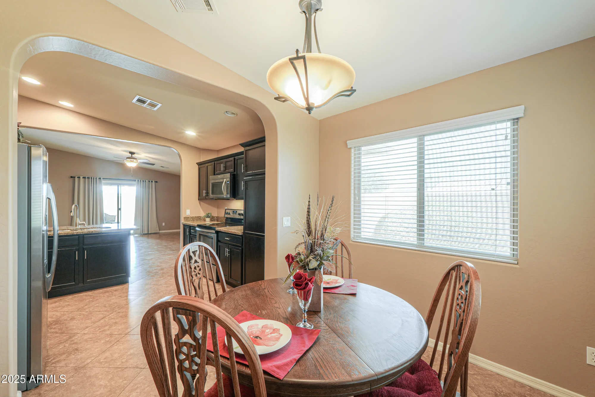 Property Slideshow image 13 of 50 | 1295 n lantana pl, Casa Grande, AZ, 85122