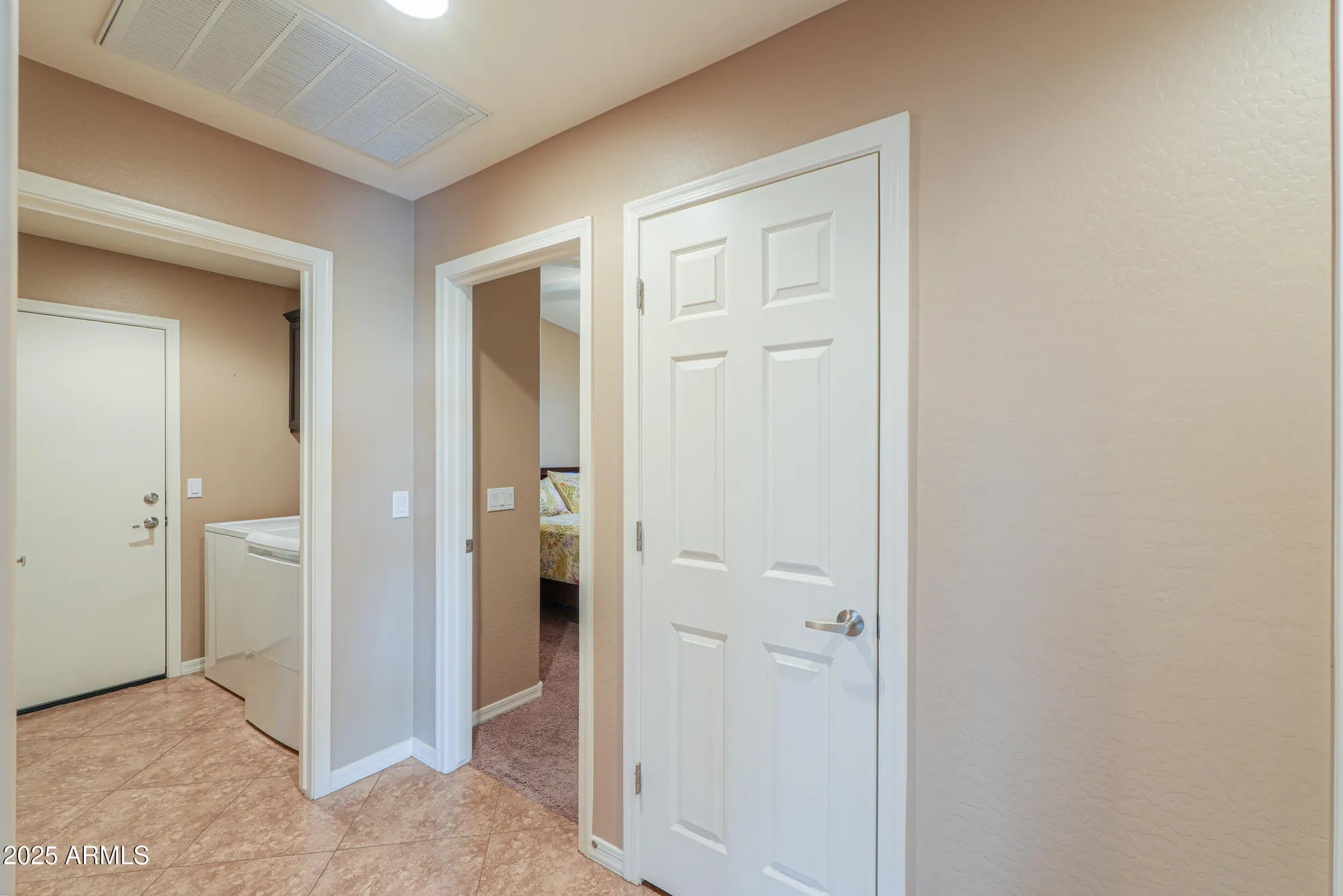 Property Slideshow image 15 of 50 | 1295 n lantana pl, Casa Grande, AZ, 85122