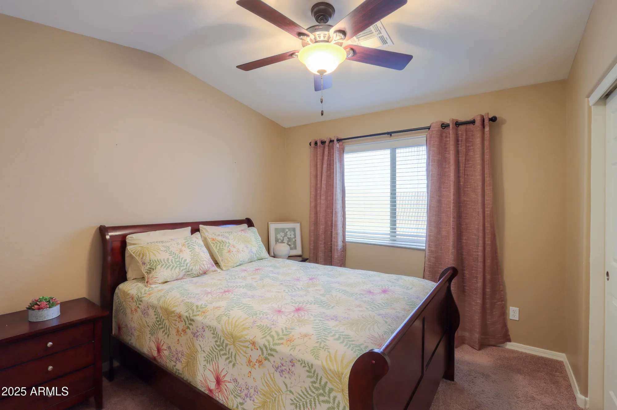 Property Slideshow image 16 of 50 | 1295 n lantana pl, Casa Grande, AZ, 85122