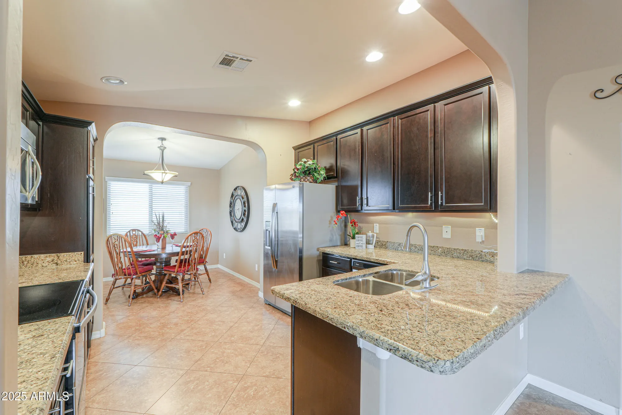 Property Slideshow image 8 of 50 | 1295 n lantana pl, Casa Grande, AZ, 85122