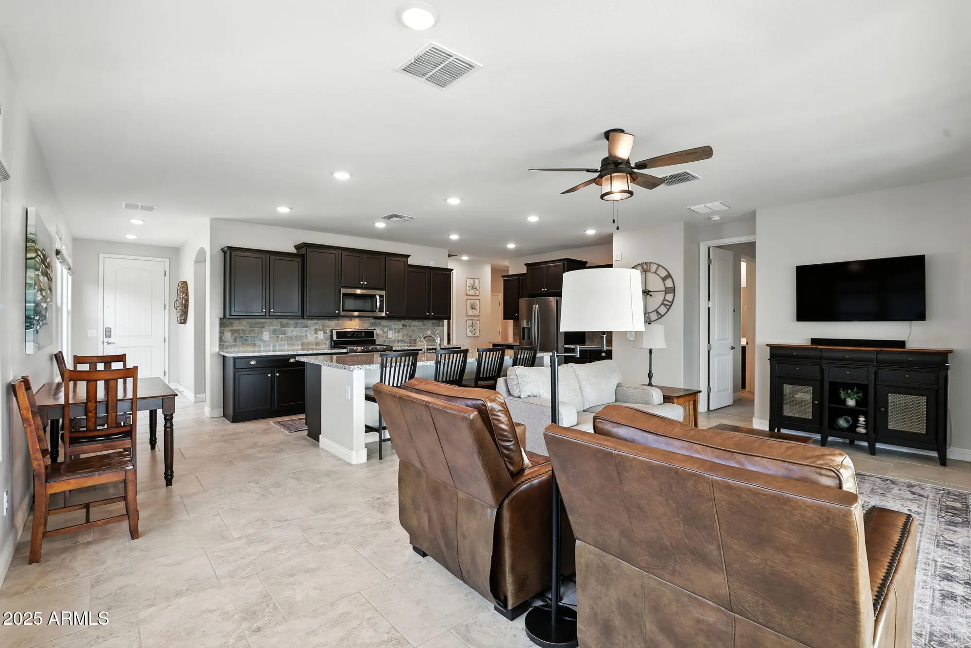 Property Slideshow image 13 of 100 | 4915 n 205th gln, Buckeye, AZ, 85396