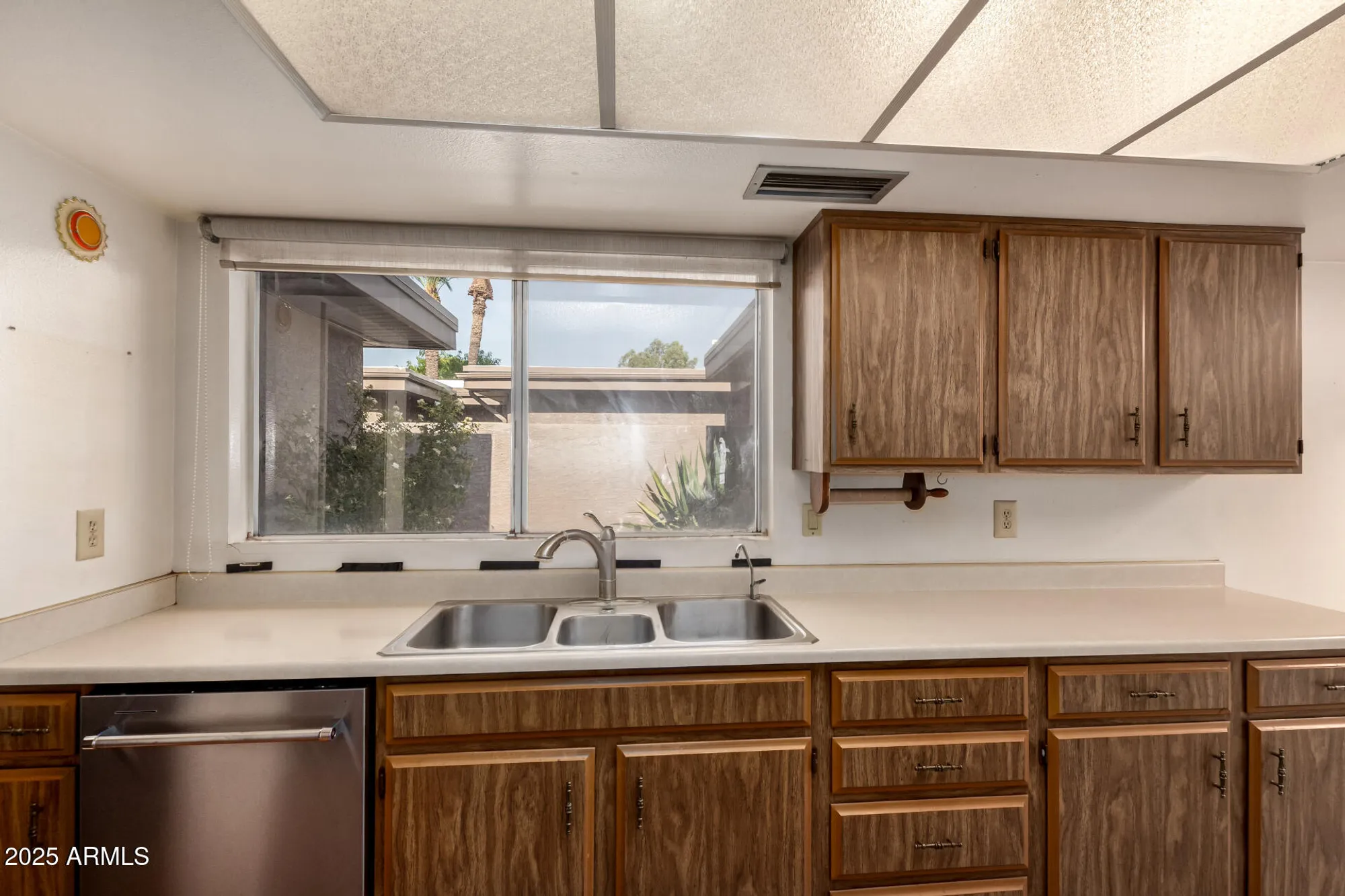 Property Slideshow image 13 of 40 | 9845 e michigan ave, Sun Lakes, AZ, 85248