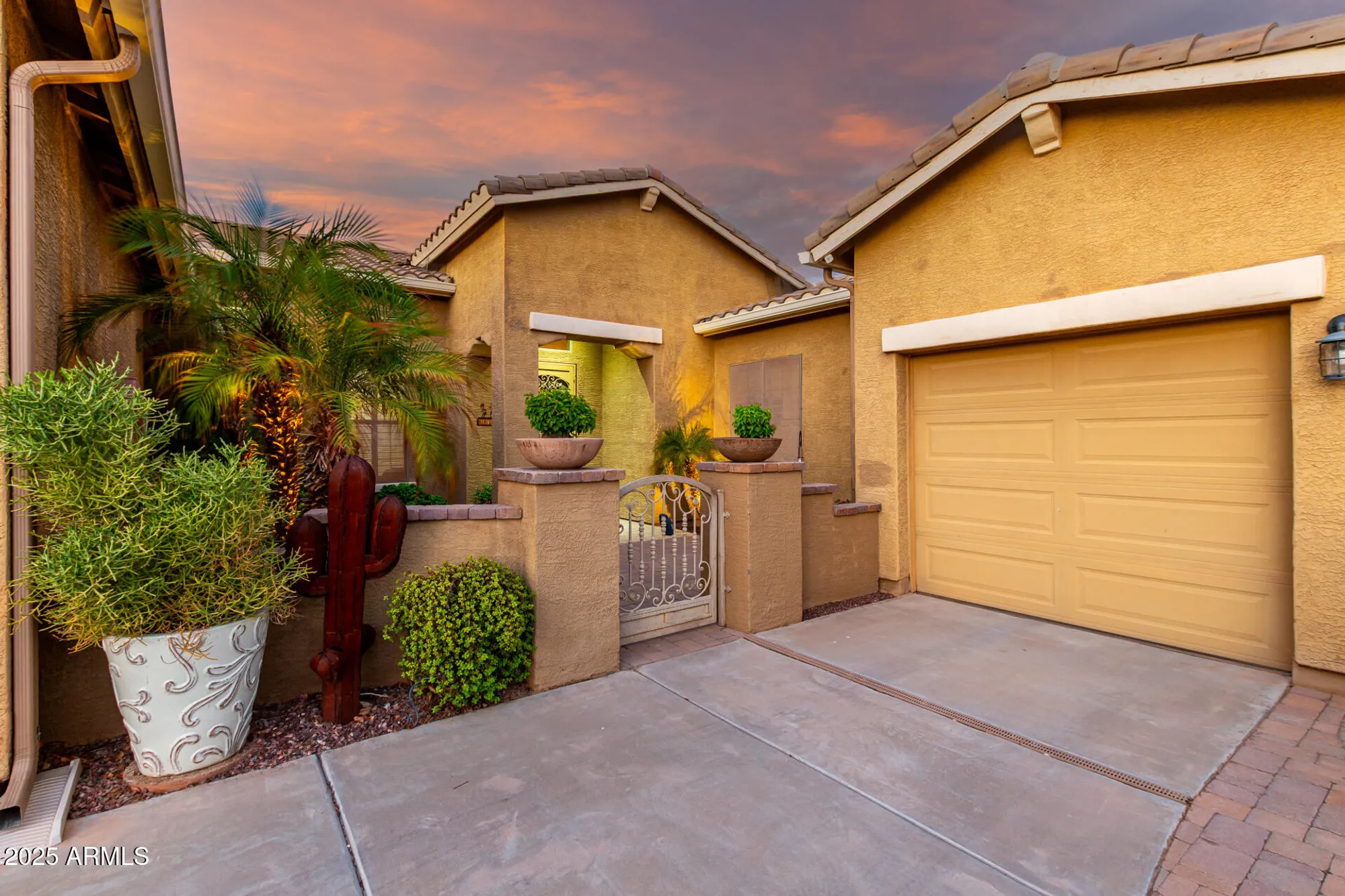 Property Slideshow image 19 of 58 | 20489 n wishing well ln, Maricopa, AZ, 85138
