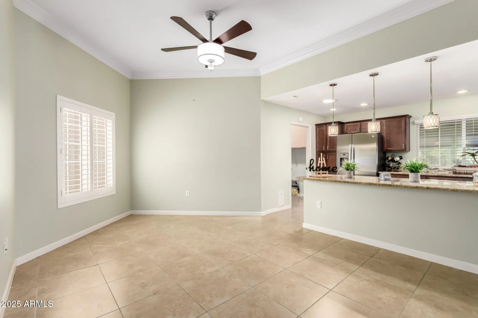 Property Slideshow image 18 of 56 | 11114 w palmeras dr, Sun City, AZ, 85373