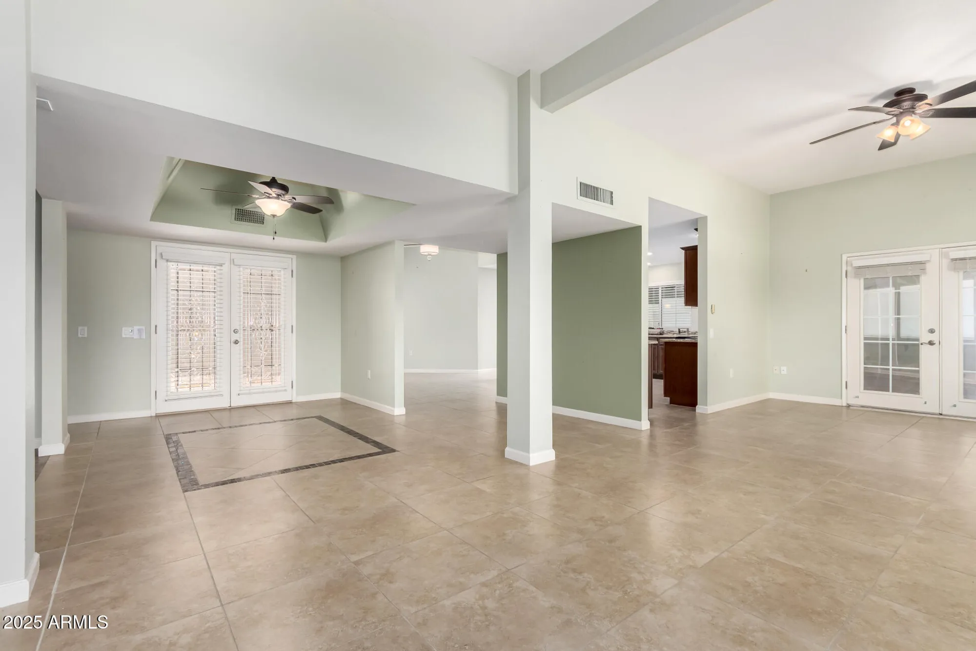 Property Slideshow image 11 of 56 | 11114 w palmeras dr, Sun City, AZ, 85373