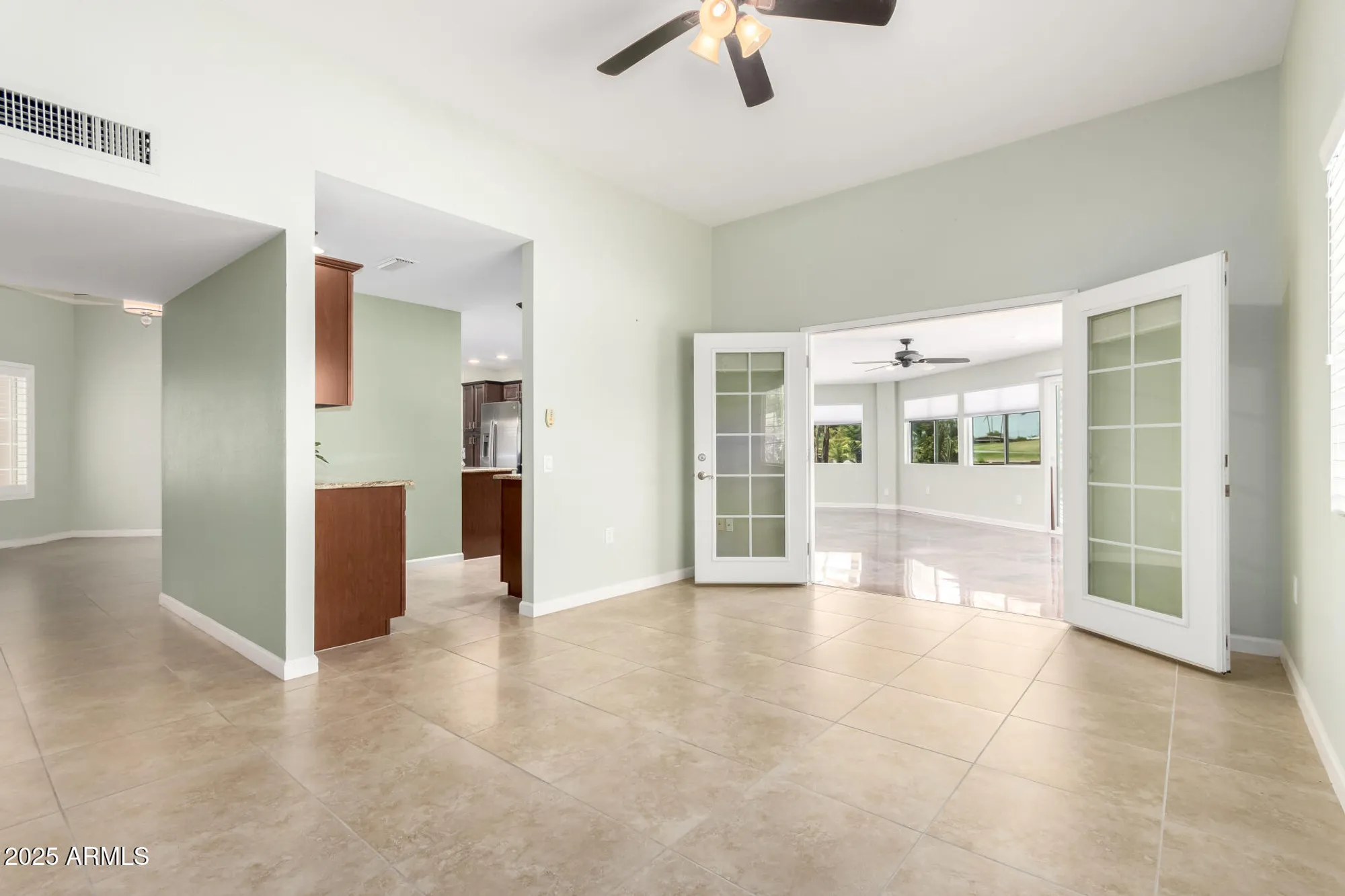 Property Slideshow image 14 of 56 | 11114 w palmeras dr, Sun City, AZ, 85373