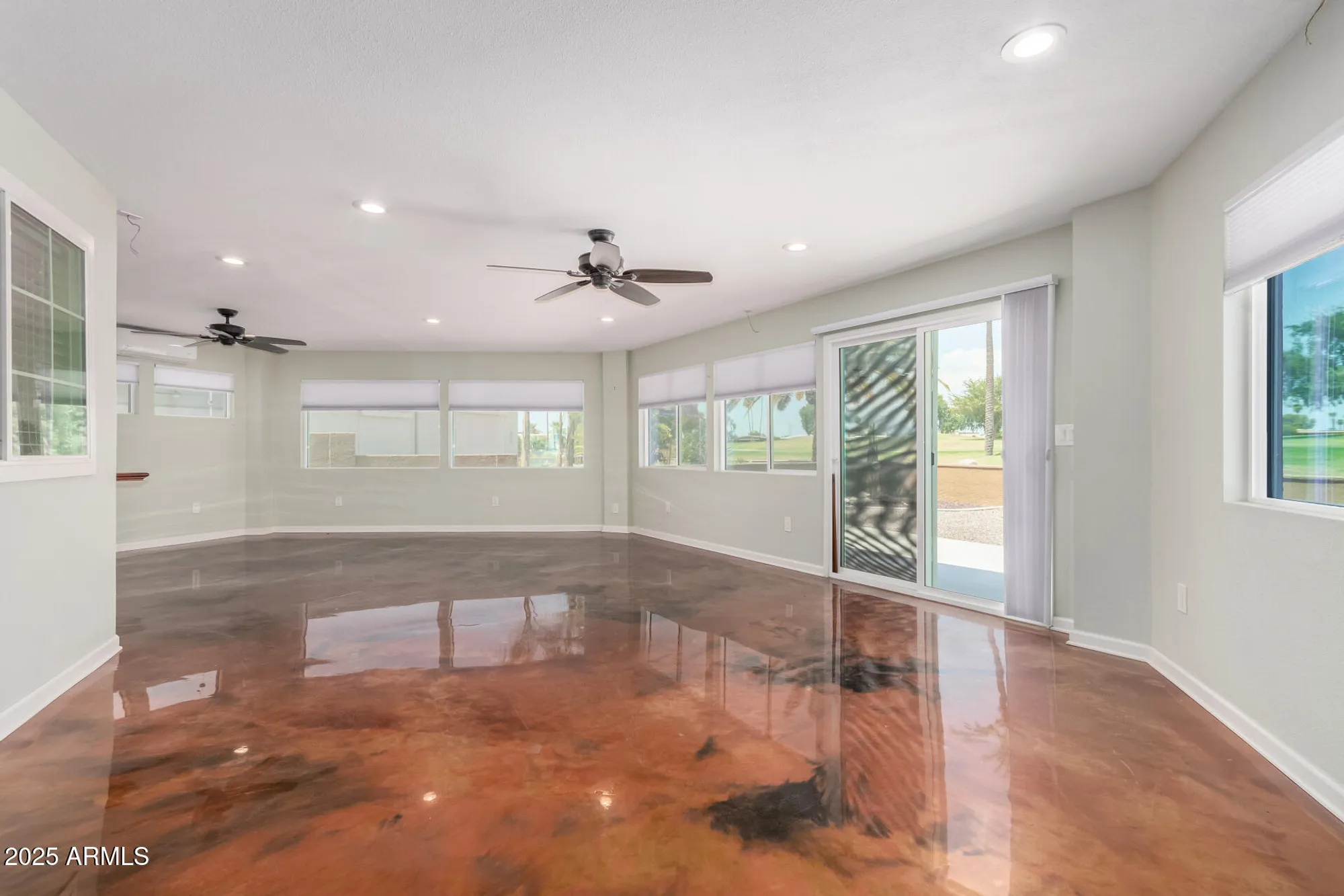 Property Slideshow image 39 of 56 | 11114 w palmeras dr, Sun City, AZ, 85373