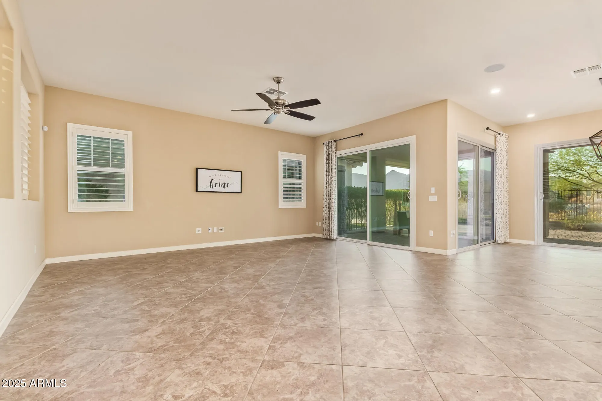 Property Slideshow image 17 of 122 | 20584 w hillcrest blvd, Buckeye, AZ, 85396