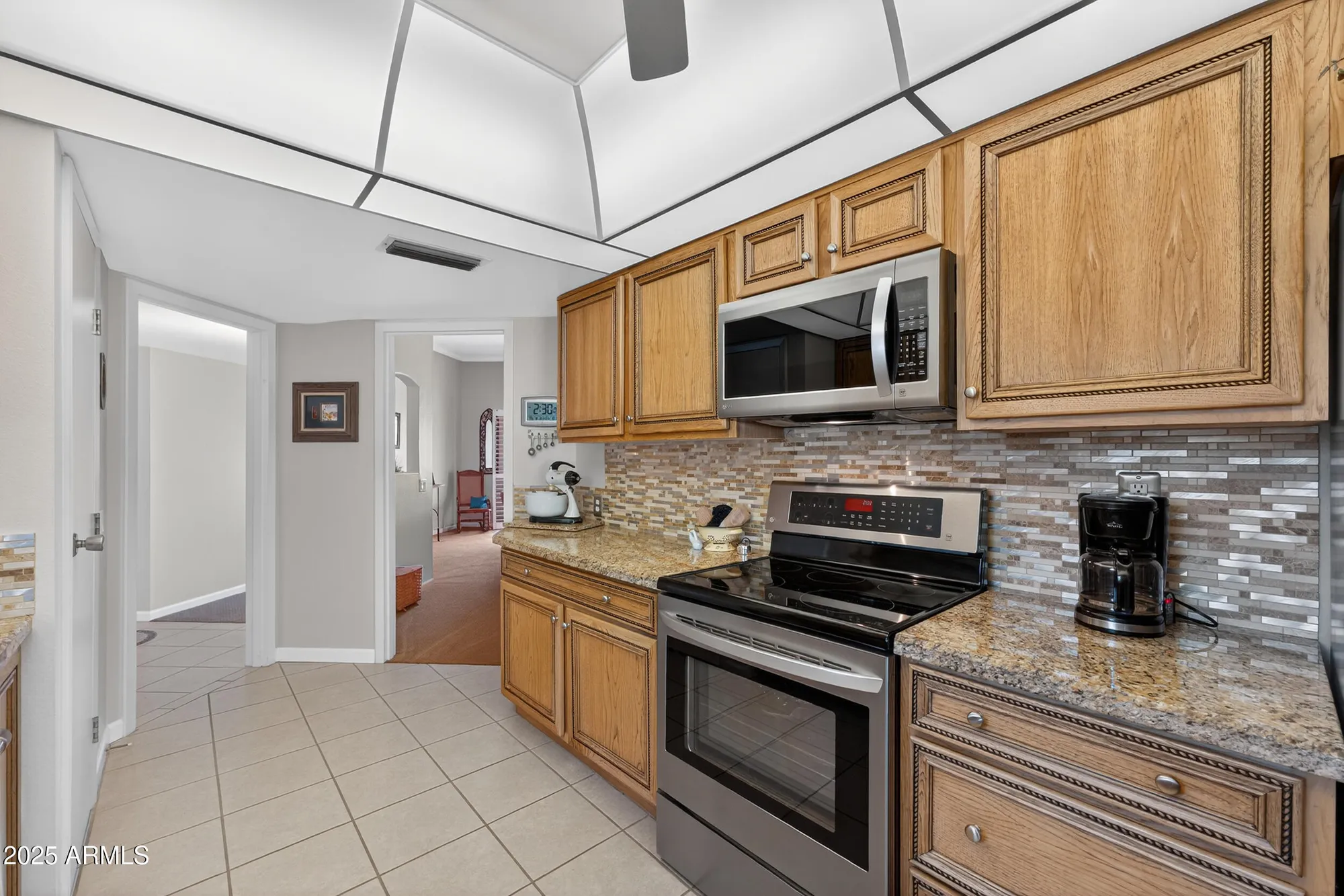 Property Slideshow image 14 of 39 | 10533 w hutton dr, Sun City, AZ, 85351