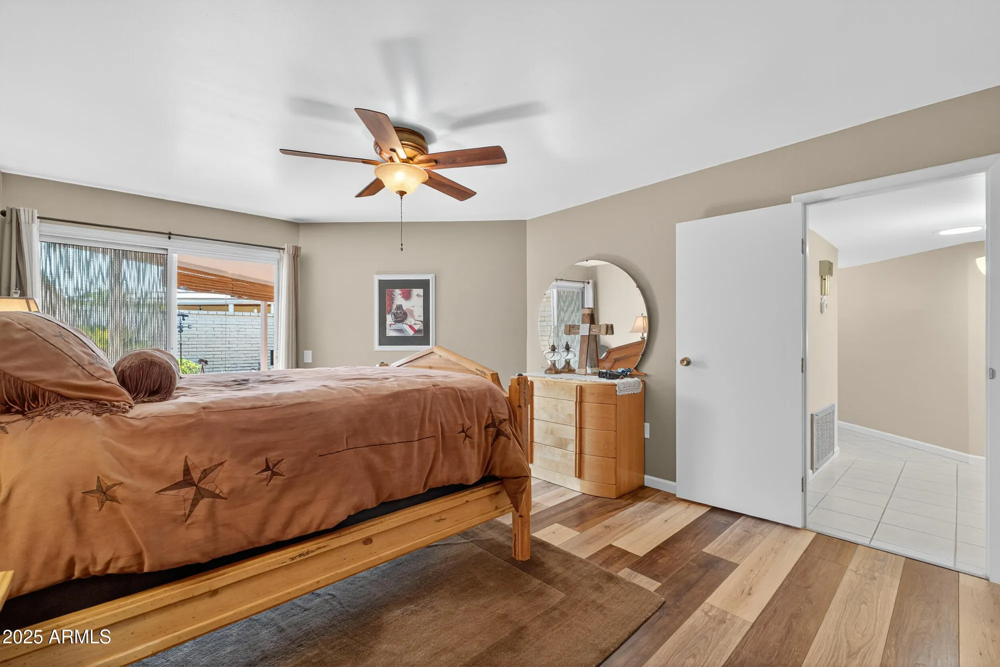 Property Slideshow image 22 of 39 | 10533 w hutton dr, Sun City, AZ, 85351