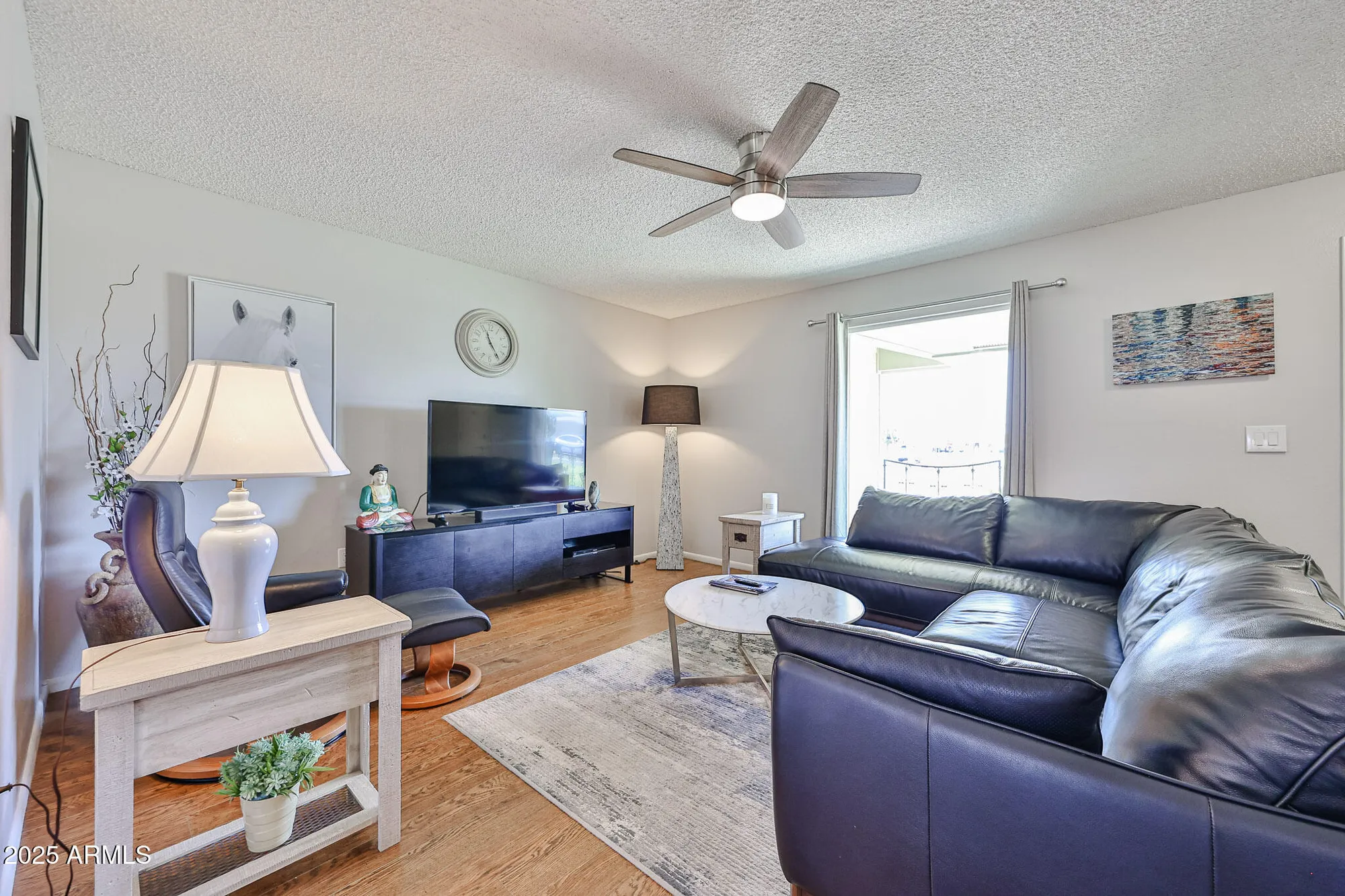 Property Slideshow image 2 of 35 | 10207 w prairie hills cir, Sun City, AZ, 85351