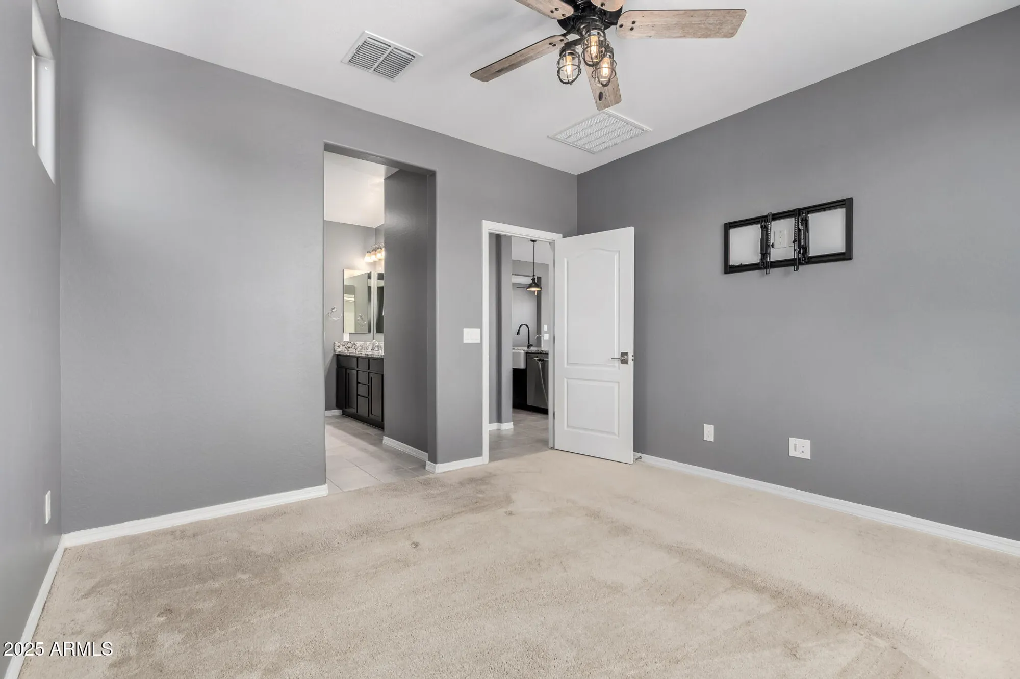Property Slideshow image 20 of 44 | 17928 w sandalwood dr, Goodyear, AZ, 85338