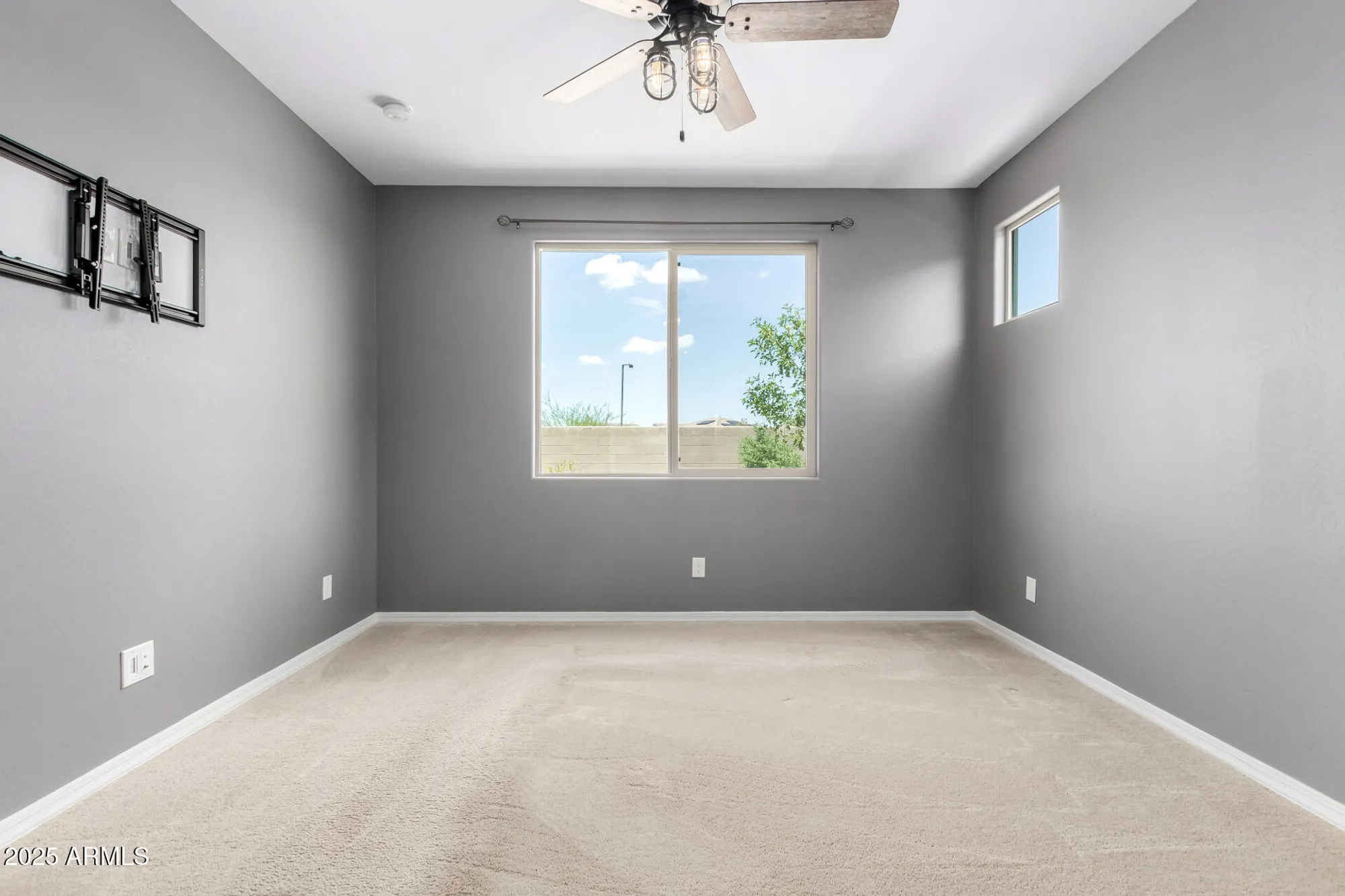 Property Slideshow image 21 of 44 | 17928 w sandalwood dr, Goodyear, AZ, 85338