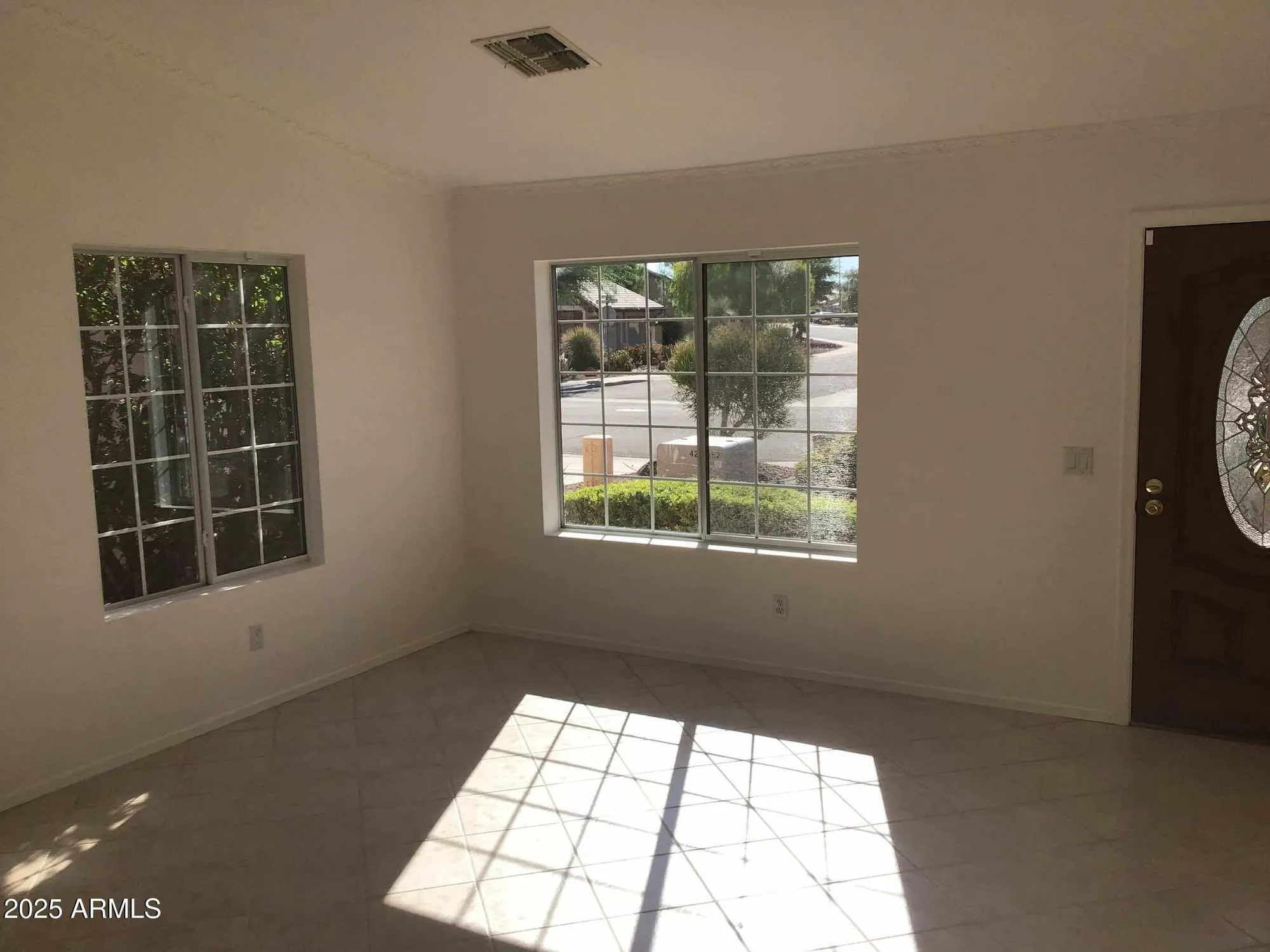 Property Slideshow image 4 of 23 | 10956 w cimarron dr, Sun City, AZ, 85373