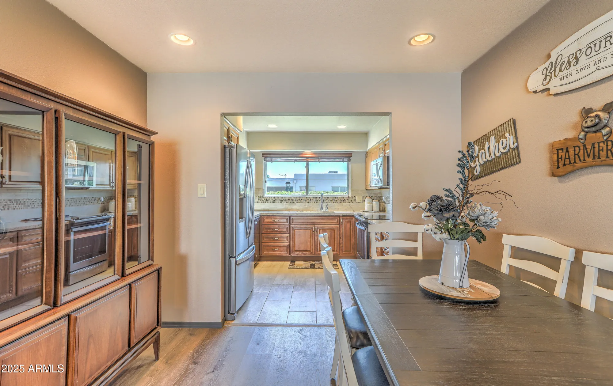 Property Slideshow image 7 of 47 | 7644 e mariposa dr, Scottsdale, AZ, 85251
