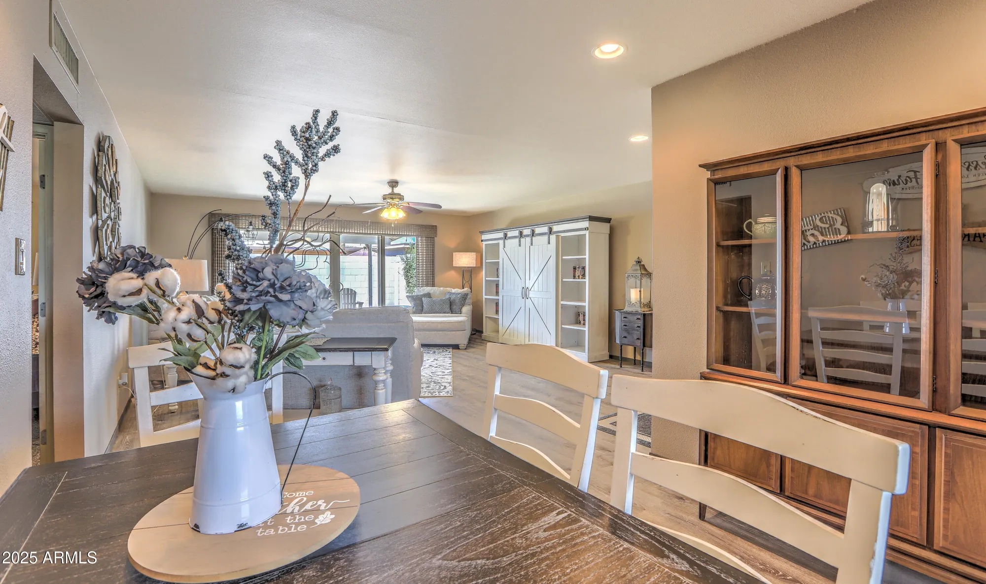 Property Slideshow image 10 of 47 | 7644 e mariposa dr, Scottsdale, AZ, 85251