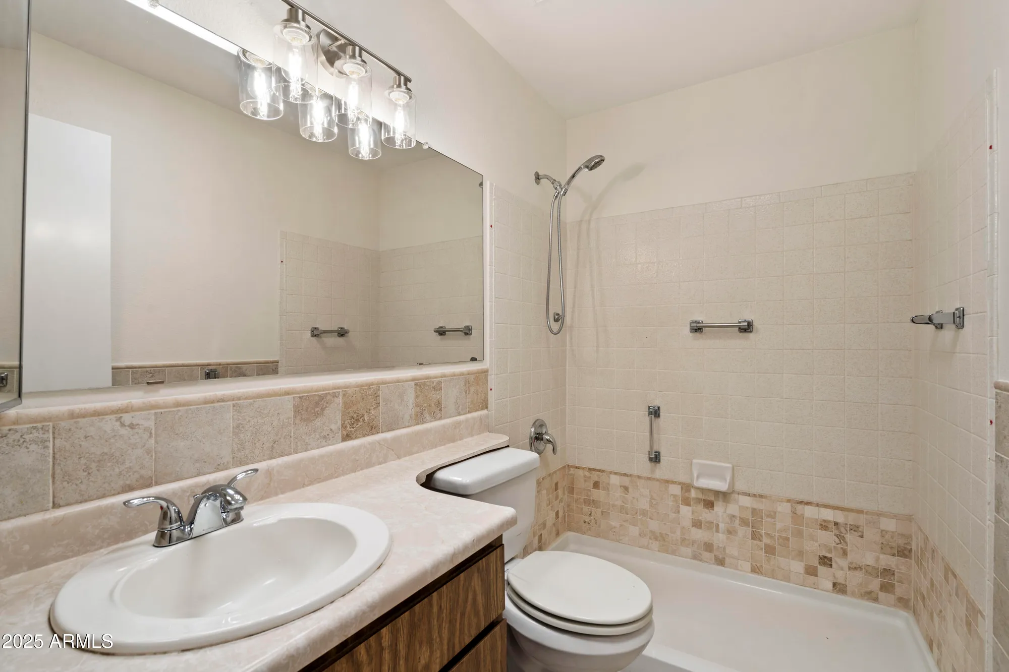 Property Slideshow image 14 of 21 | 26402 s lakemont dr, Sun Lakes, AZ, 85248