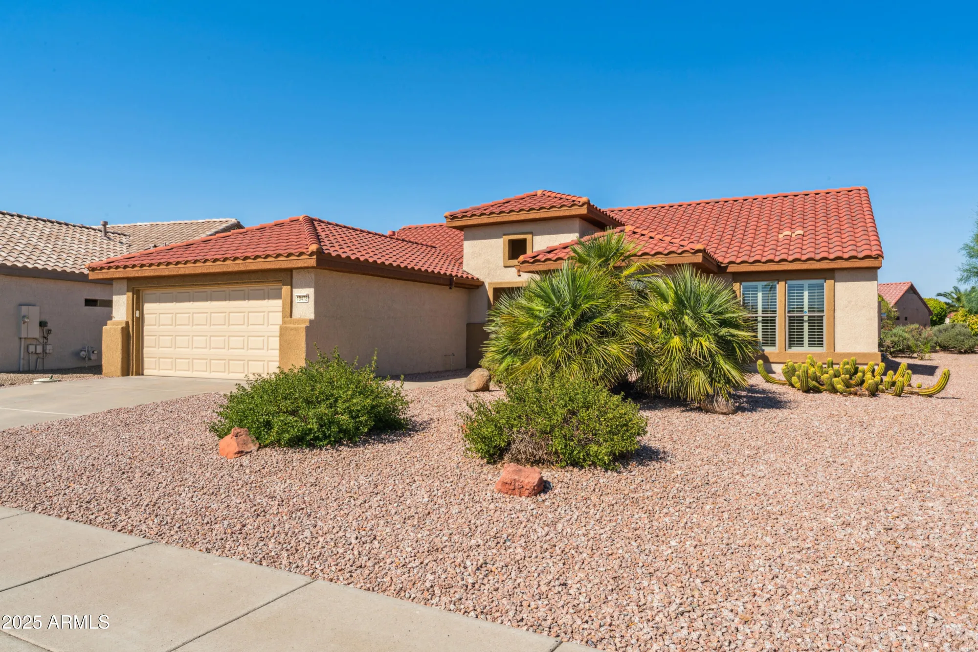 Property Slideshow image 4 of 45 | 19472 n marble canyon ct, Surprise, AZ, 85374