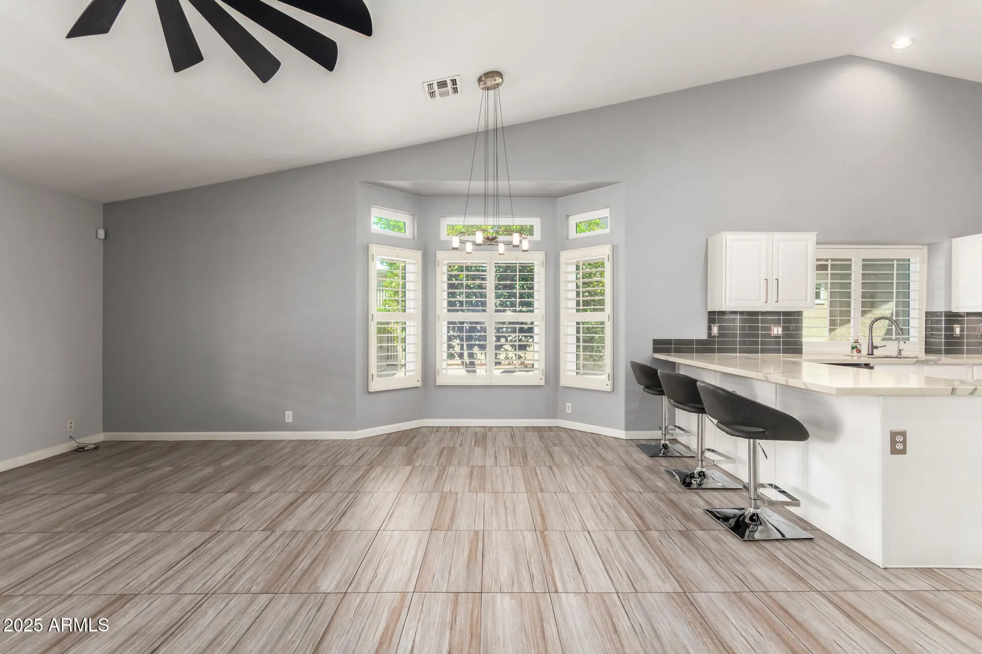 Property Slideshow image 11 of 42 | 19720 n 83rd dr, Peoria, AZ, 85382