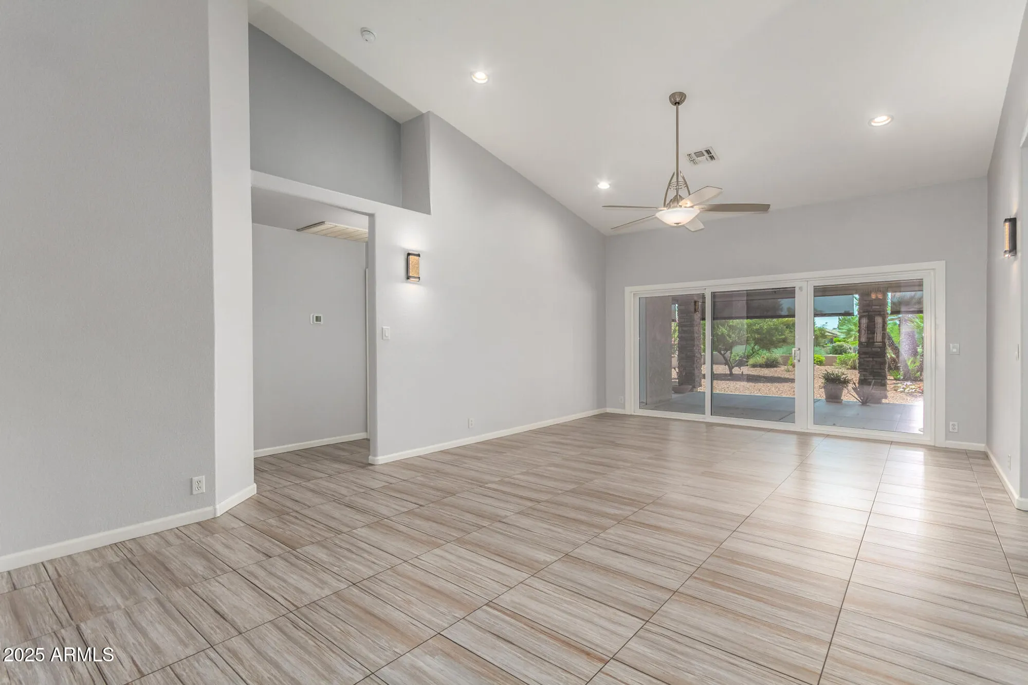 Property Slideshow image 6 of 42 | 19720 n 83rd dr, Peoria, AZ, 85382