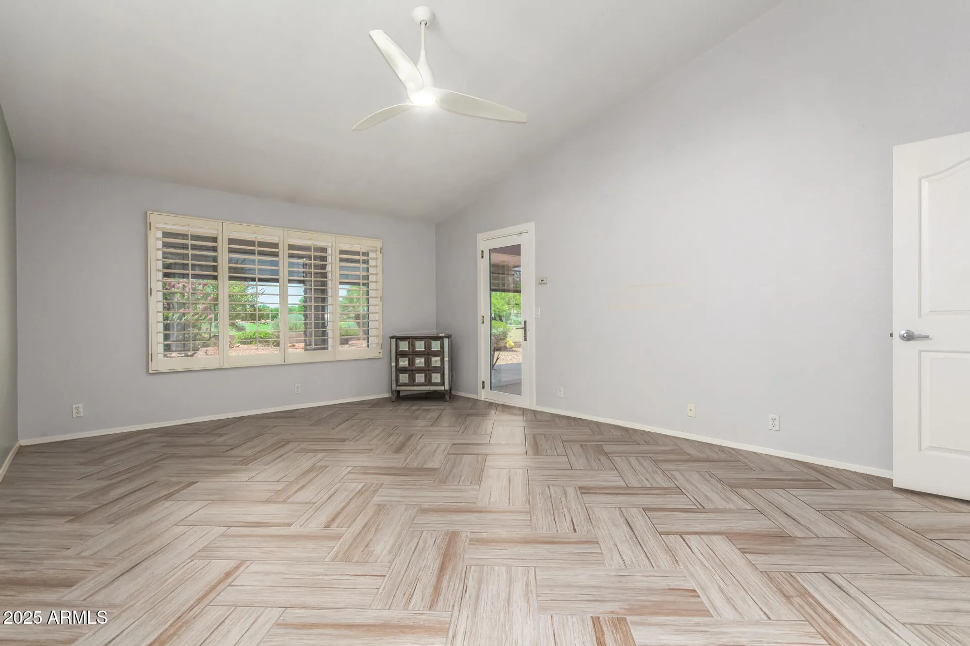 Property Slideshow image 18 of 42 | 19720 n 83rd dr, Peoria, AZ, 85382