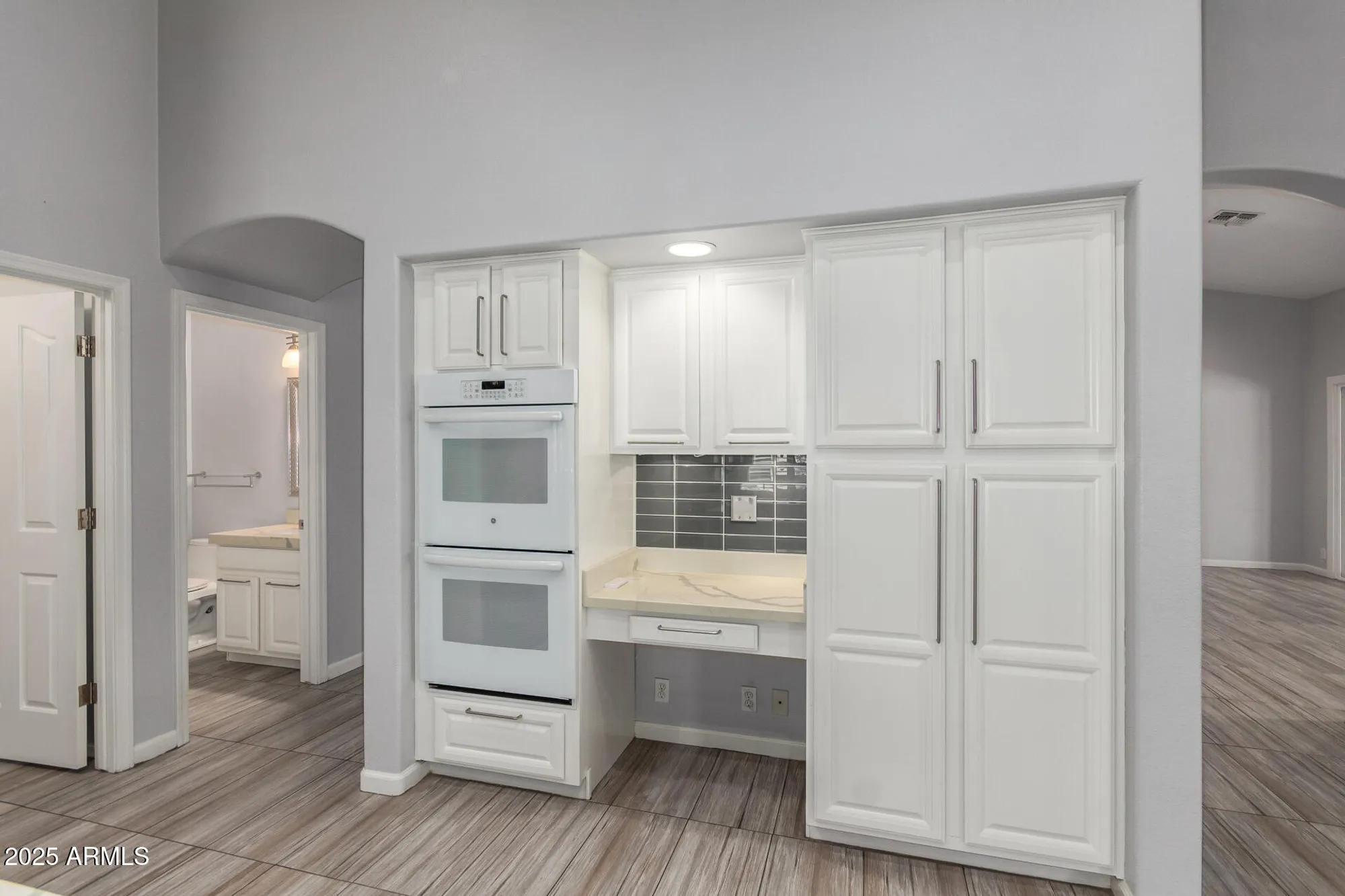 Property Slideshow image 13 of 42 | 19720 n 83rd dr, Peoria, AZ, 85382