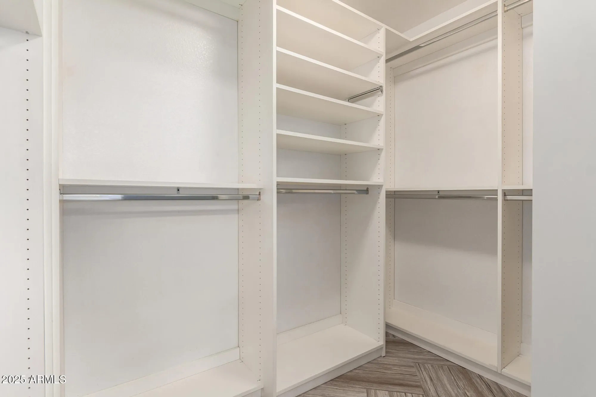 Property Slideshow image 22 of 42 | 19720 n 83rd dr, Peoria, AZ, 85382