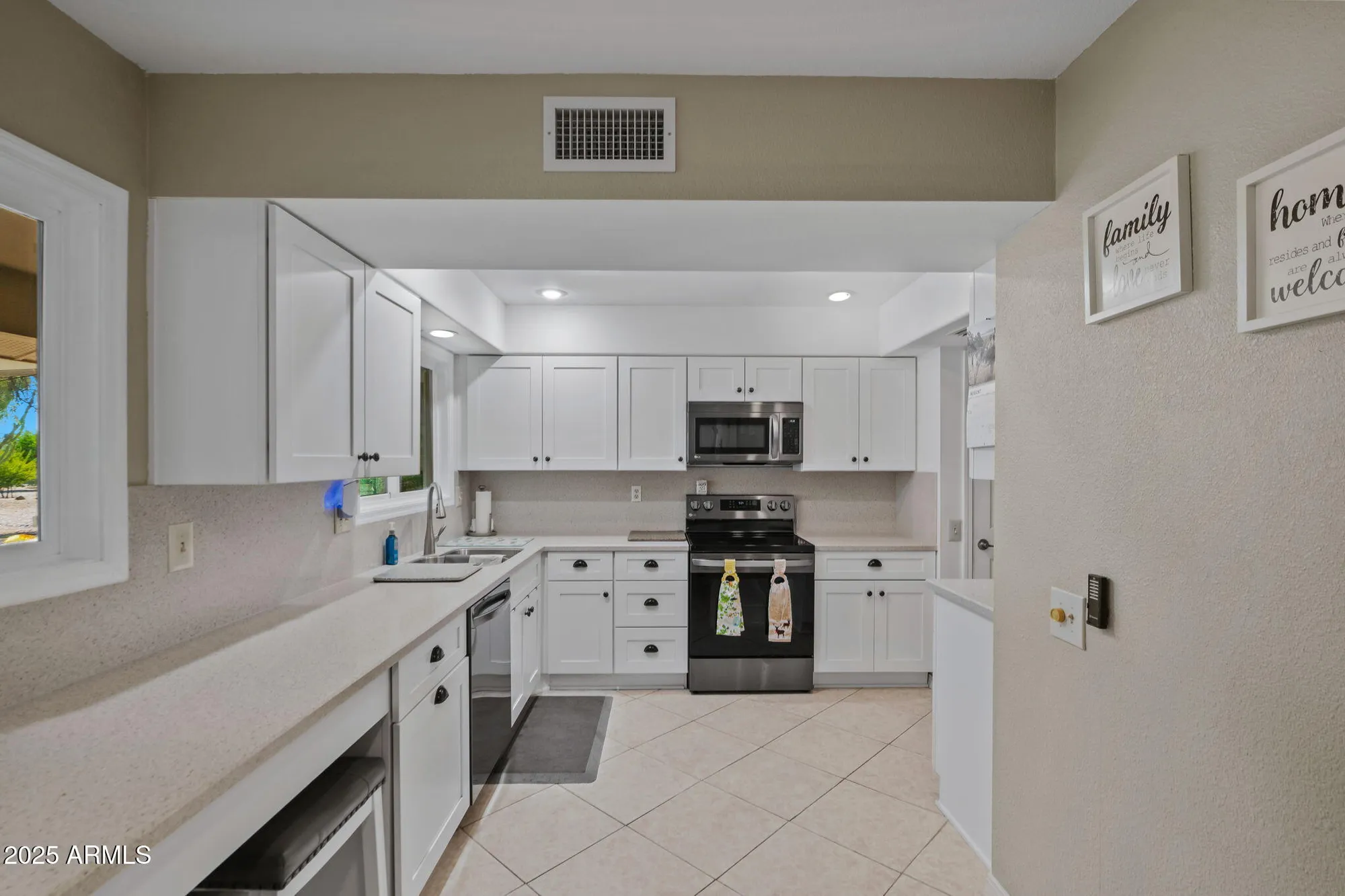 Property Slideshow image 18 of 48 | 13038 w foxfire dr, Sun City West, AZ, 85375