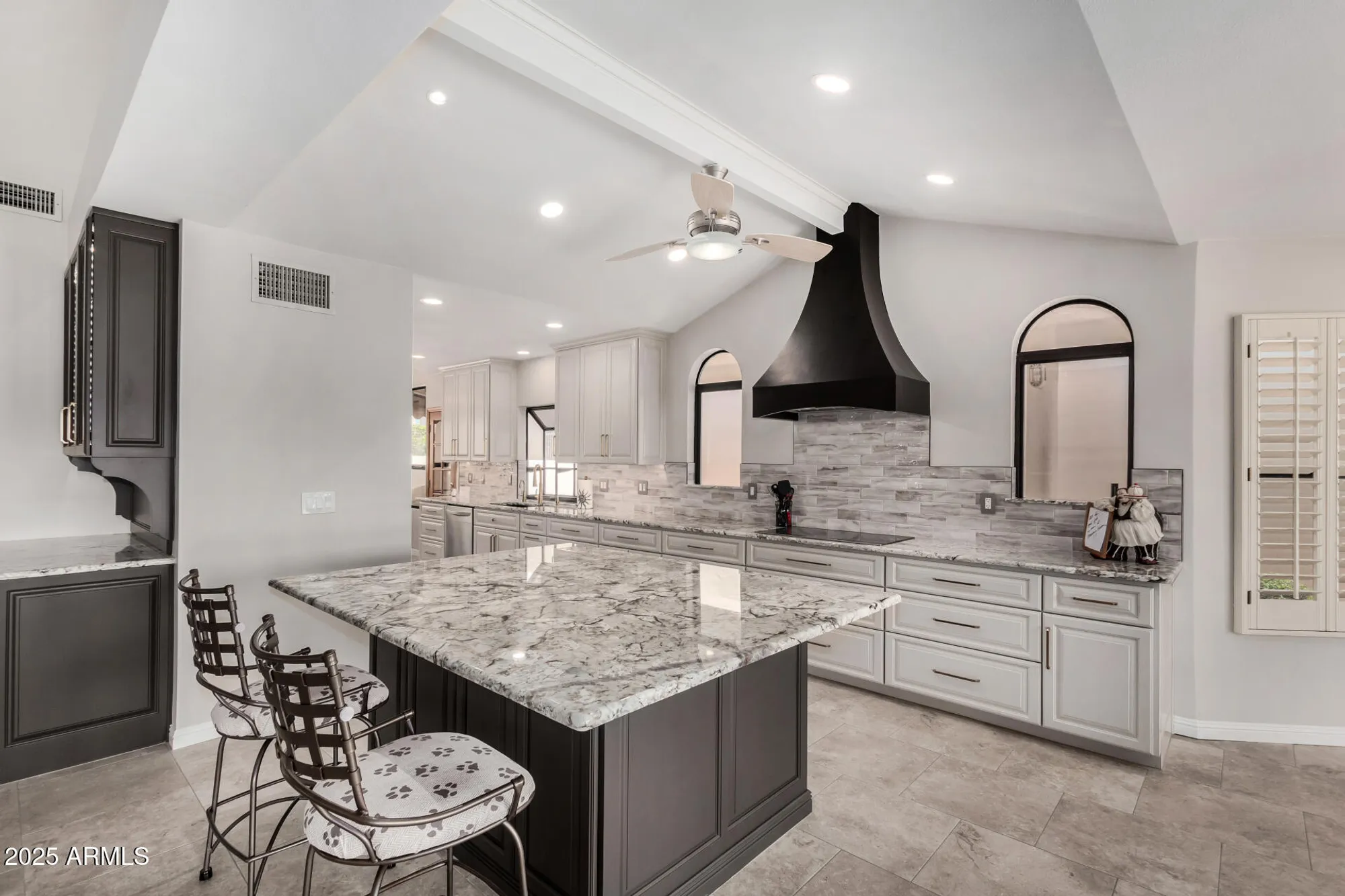 Property Slideshow image 13 of 56 | 25220 s cloverland dr, Sun Lakes, AZ, 85248