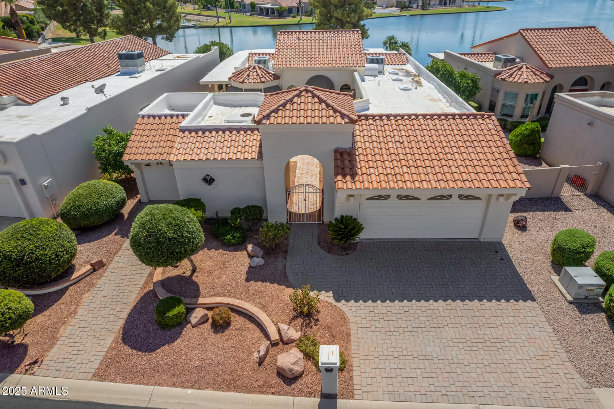 Property Slideshow image 32 of 56 | 25220 s cloverland dr, Sun Lakes, AZ, 85248