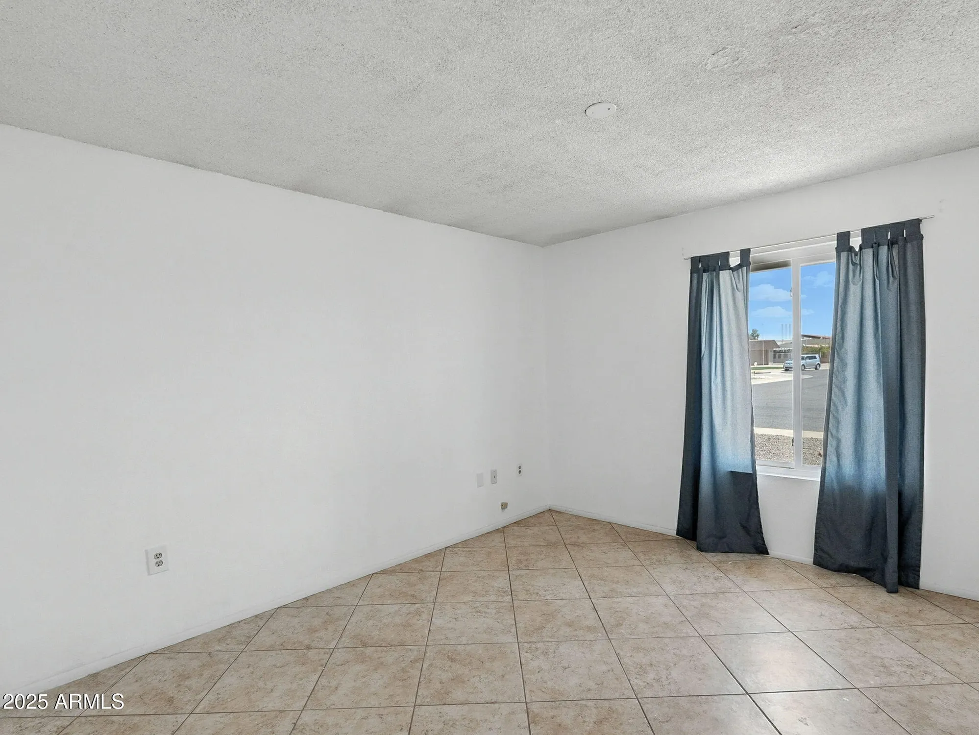 Property Slideshow image 17 of 55 | 9525 w cedar hill cir, Sun City, AZ, 85351