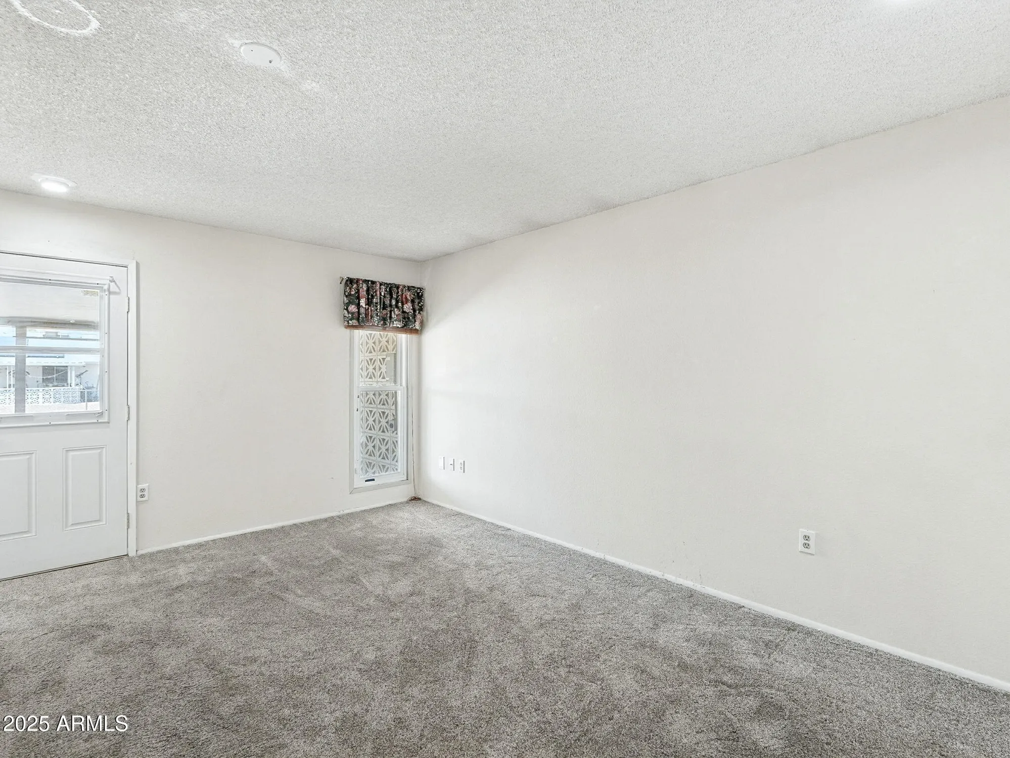 Property Slideshow image 21 of 55 | 9525 w cedar hill cir, Sun City, AZ, 85351