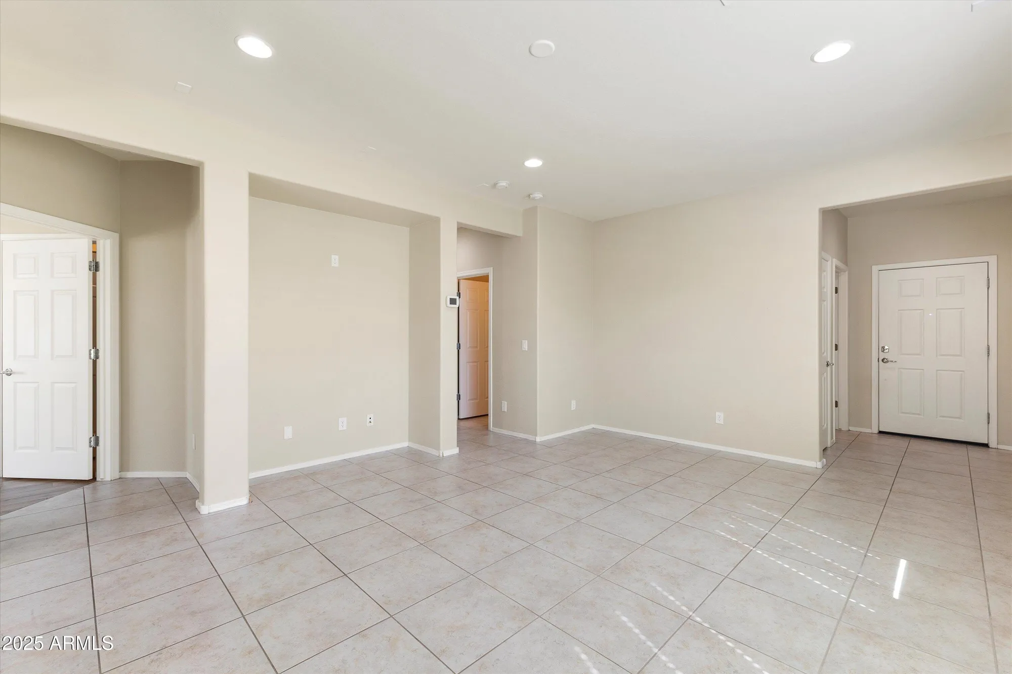 Property Slideshow image 10 of 33 | 26141 w vista north dr, Buckeye, AZ, 85396