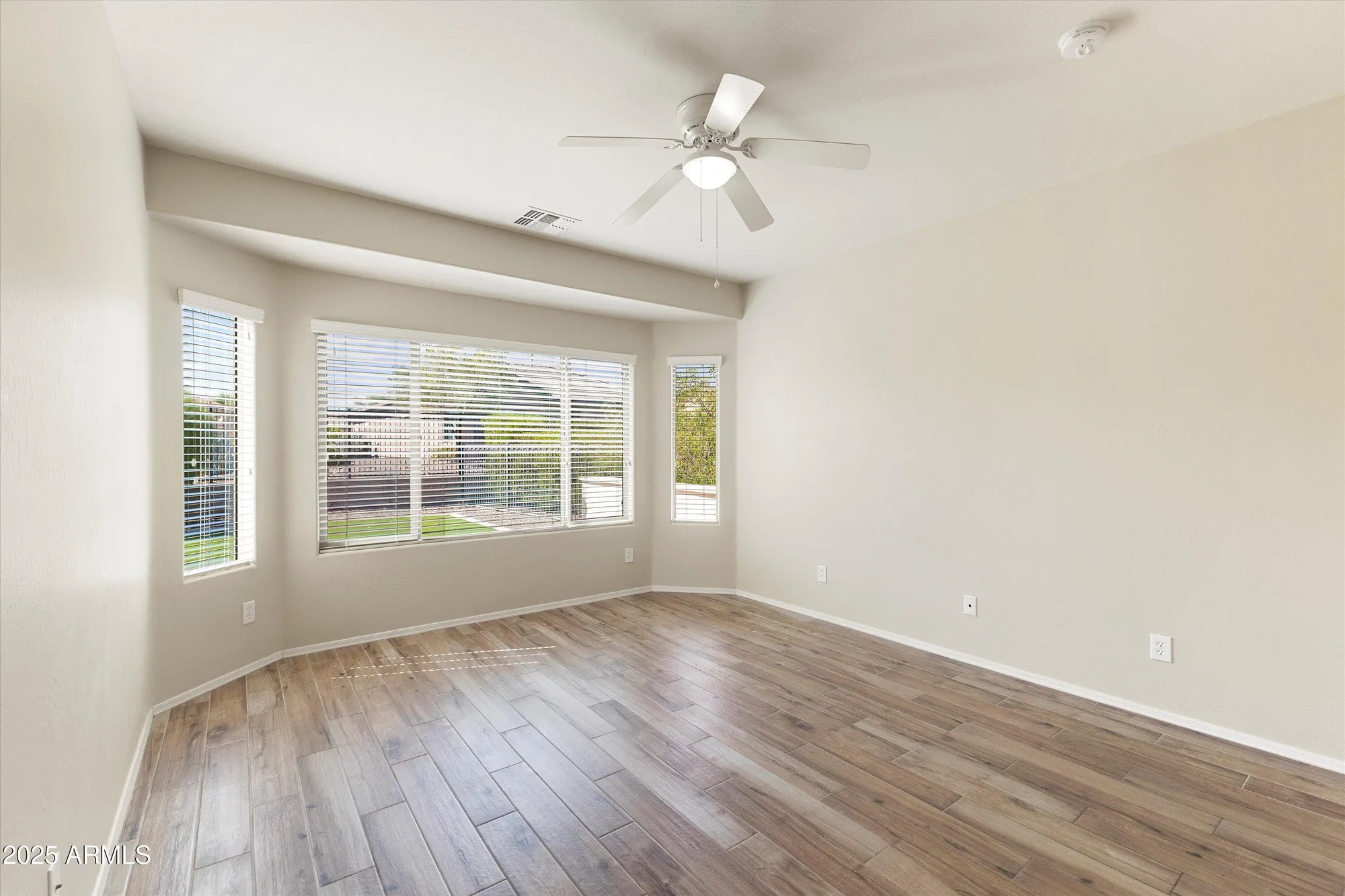 Property Slideshow image 18 of 33 | 26141 w vista north dr, Buckeye, AZ, 85396