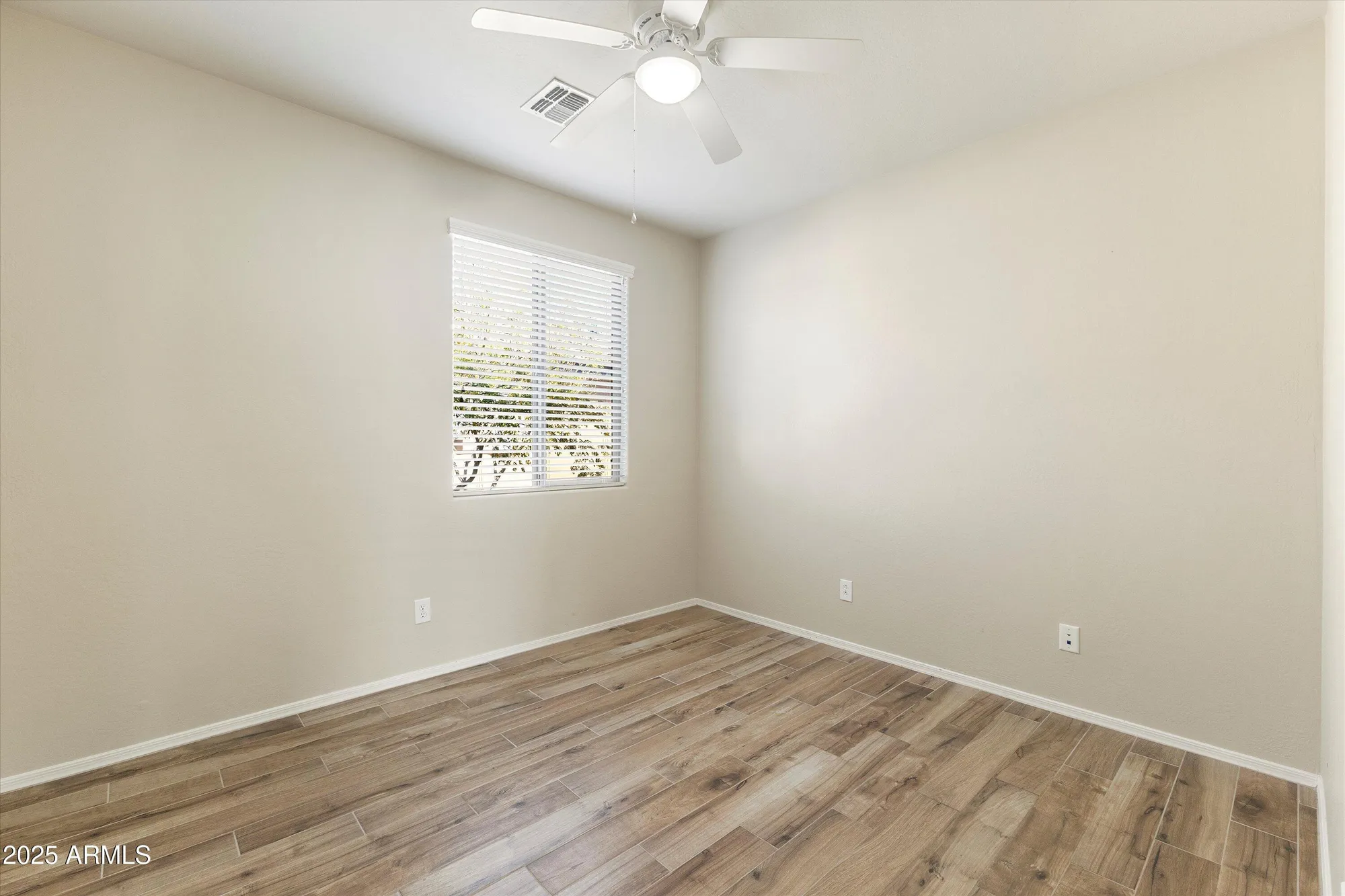 Property Slideshow image 25 of 33 | 26141 w vista north dr, Buckeye, AZ, 85396