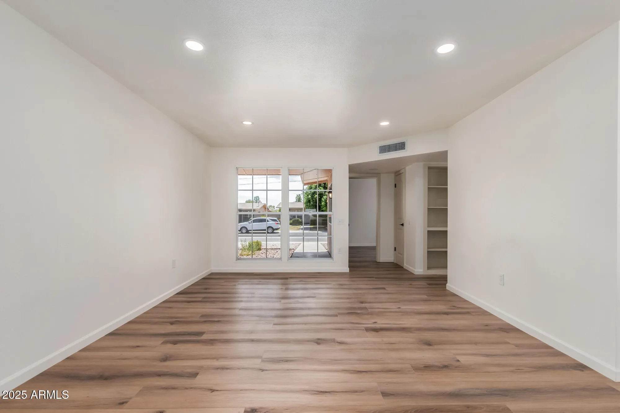 Property Slideshow image 3 of 21 | 10554 w granada dr, Sun City, AZ, 85373