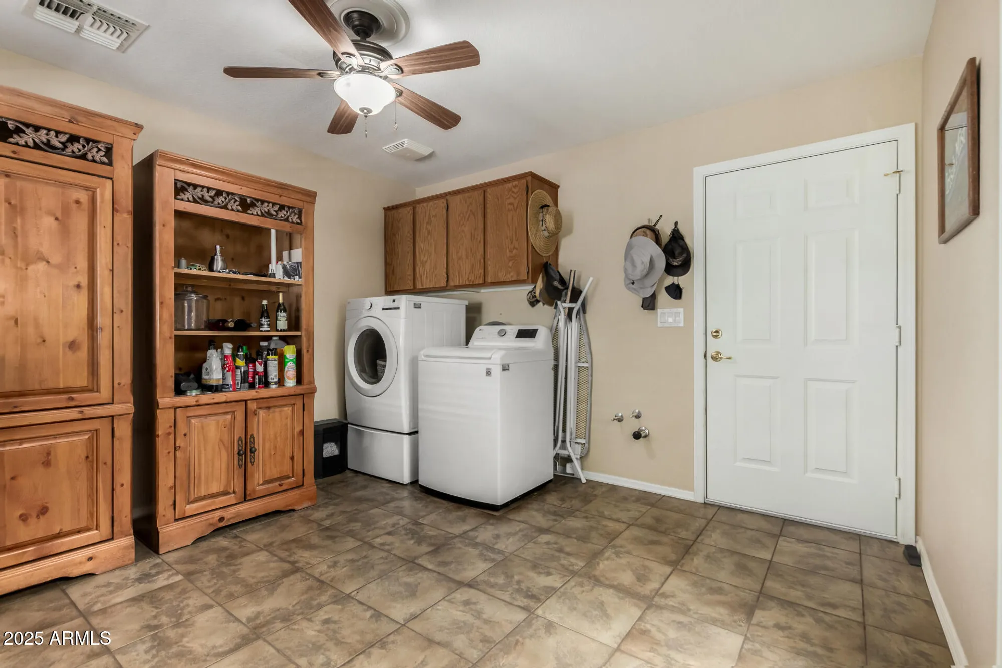Property Slideshow image 13 of 20 | 10964 e keats ave, Mesa, AZ, 85209